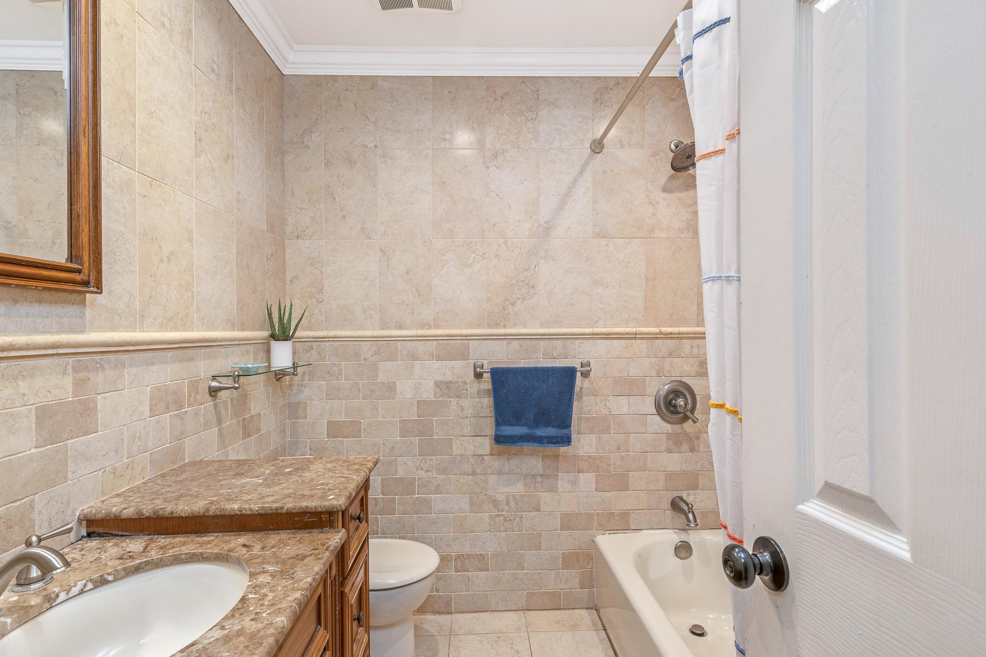 24 Oak Street Property Photo 30
