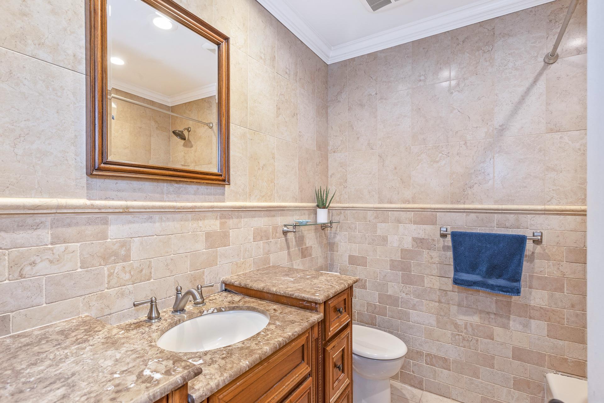 24 Oak Street Property Photo 31
