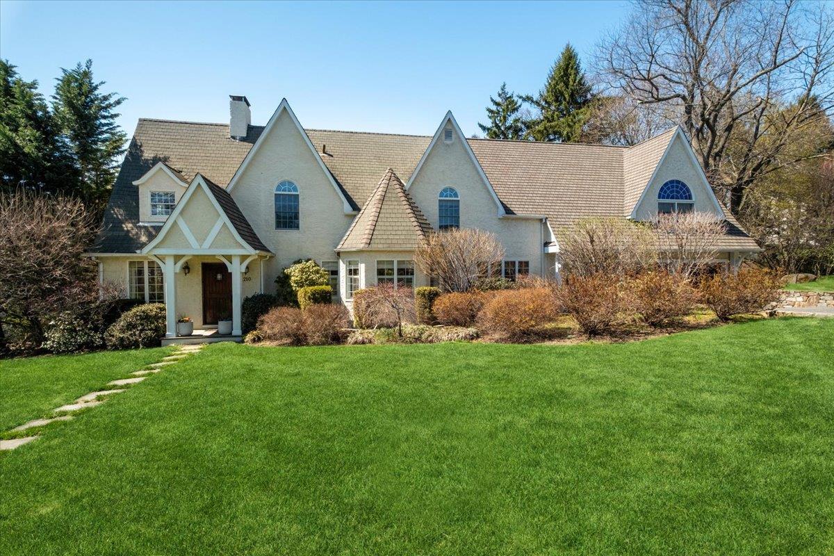210 Clayton Road Property Photo