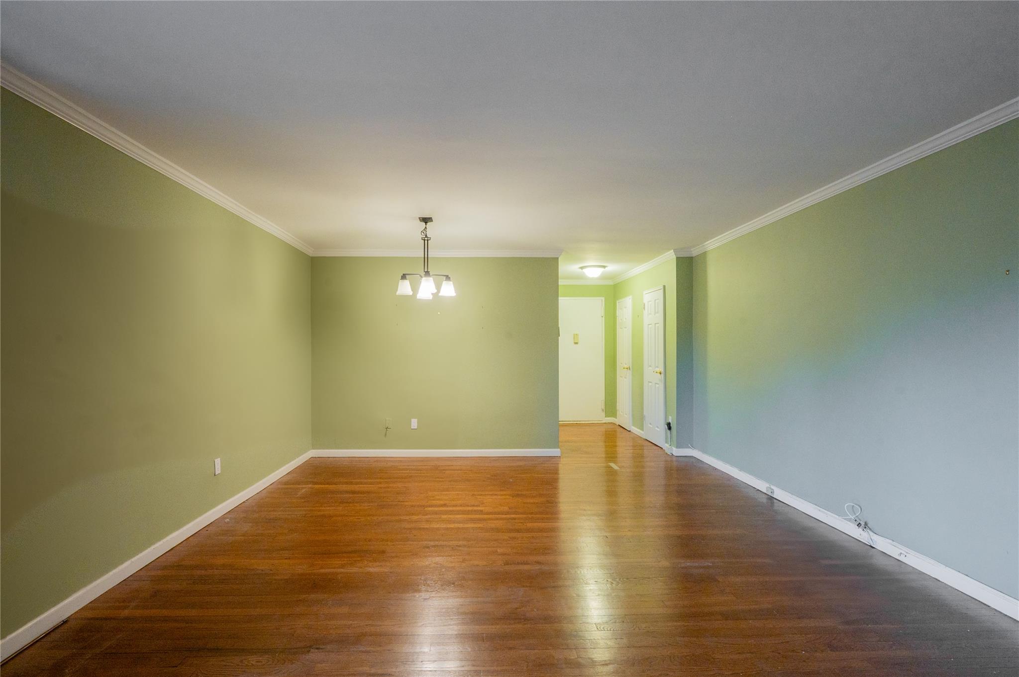 34 Pearsall Avenue 3a Property Photo