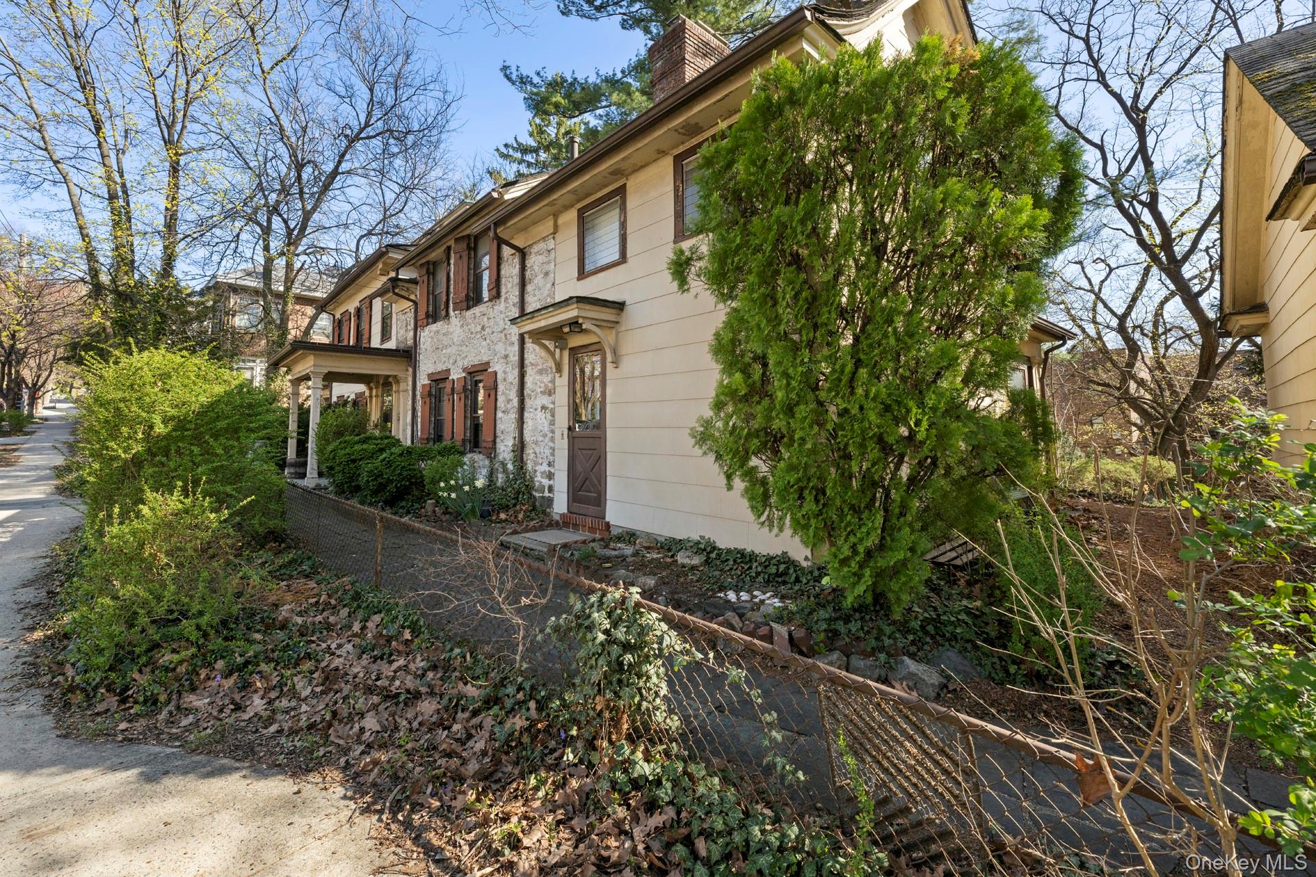 5122 Post Road Property Photo 6