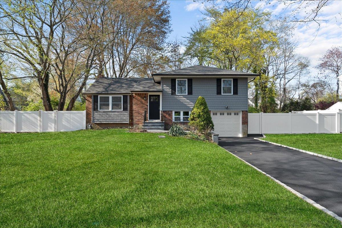 7 Rainbow Drive Property Photo