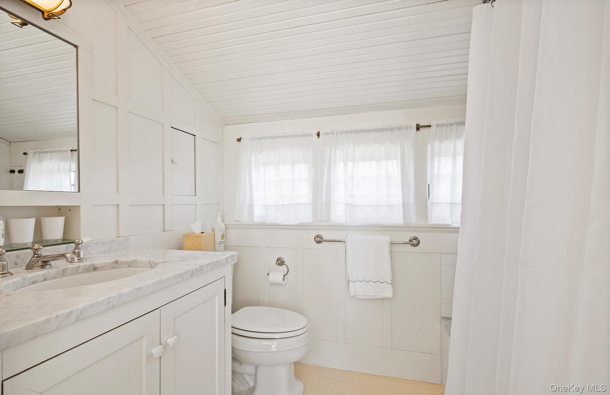 322 Rose Hill Road Property Photo 4