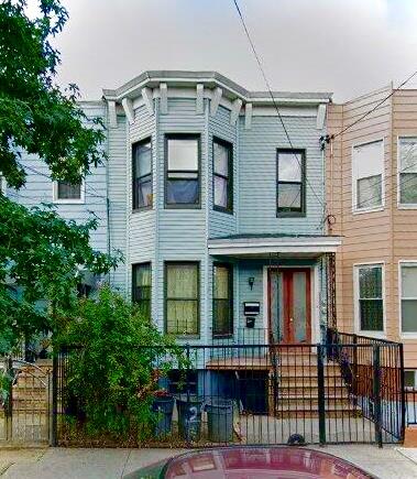 Is 171 Abraham Lincoln Real Estate Listings Main Image