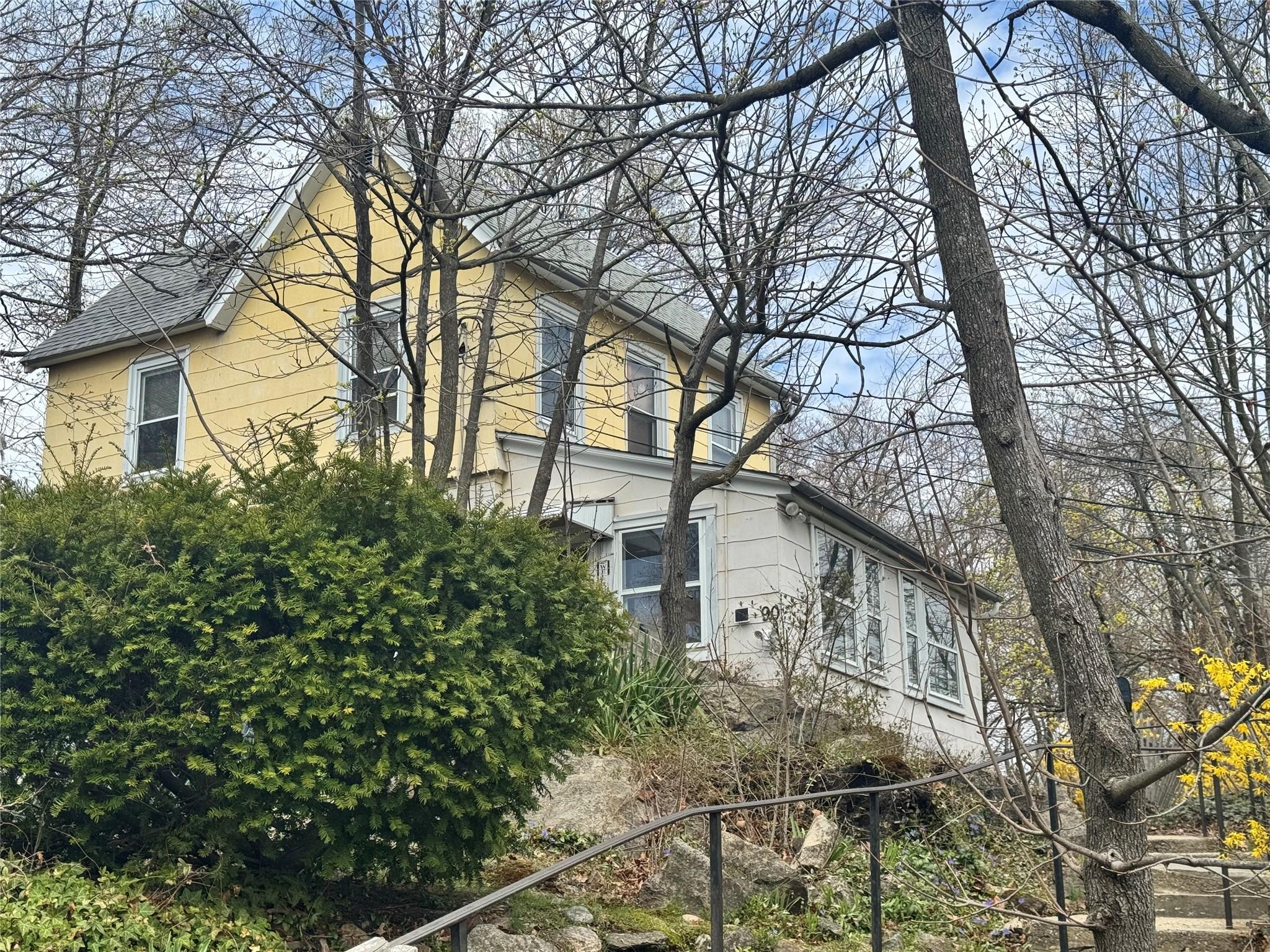 90 Frances Avenue Property Photo