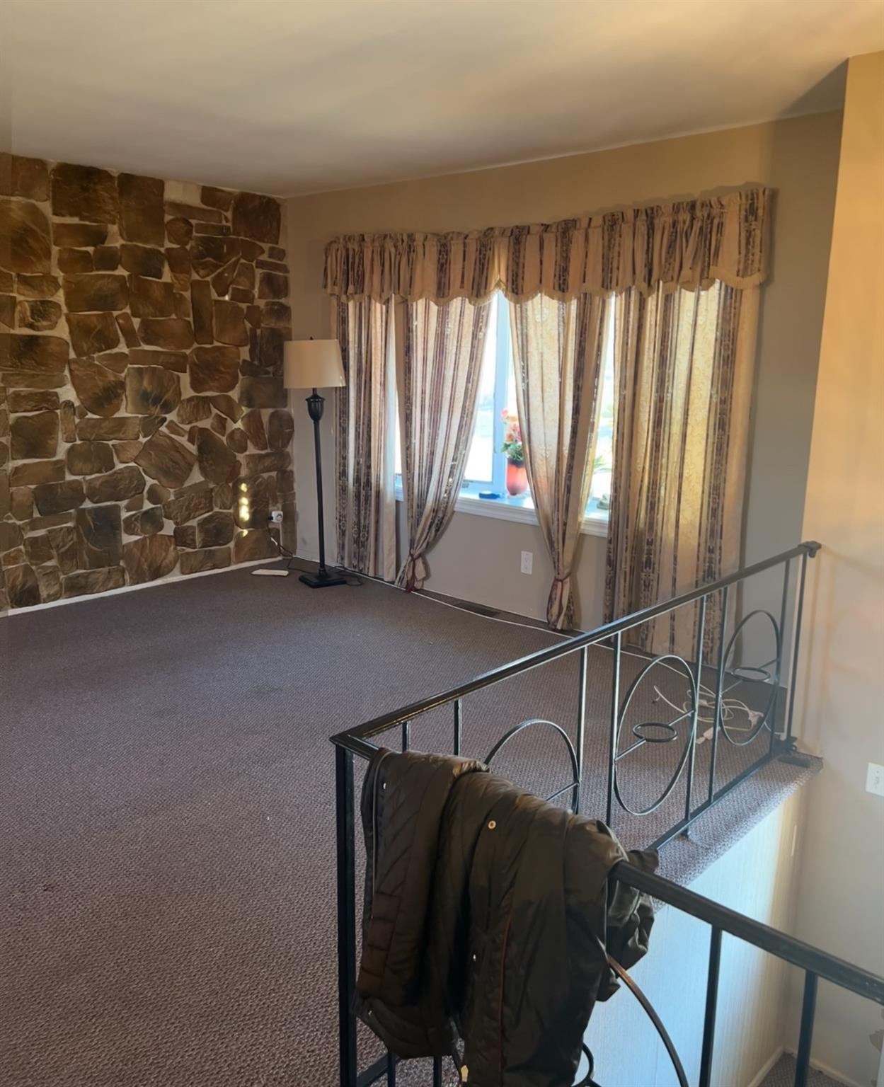 170 11th Street Property Photo 4