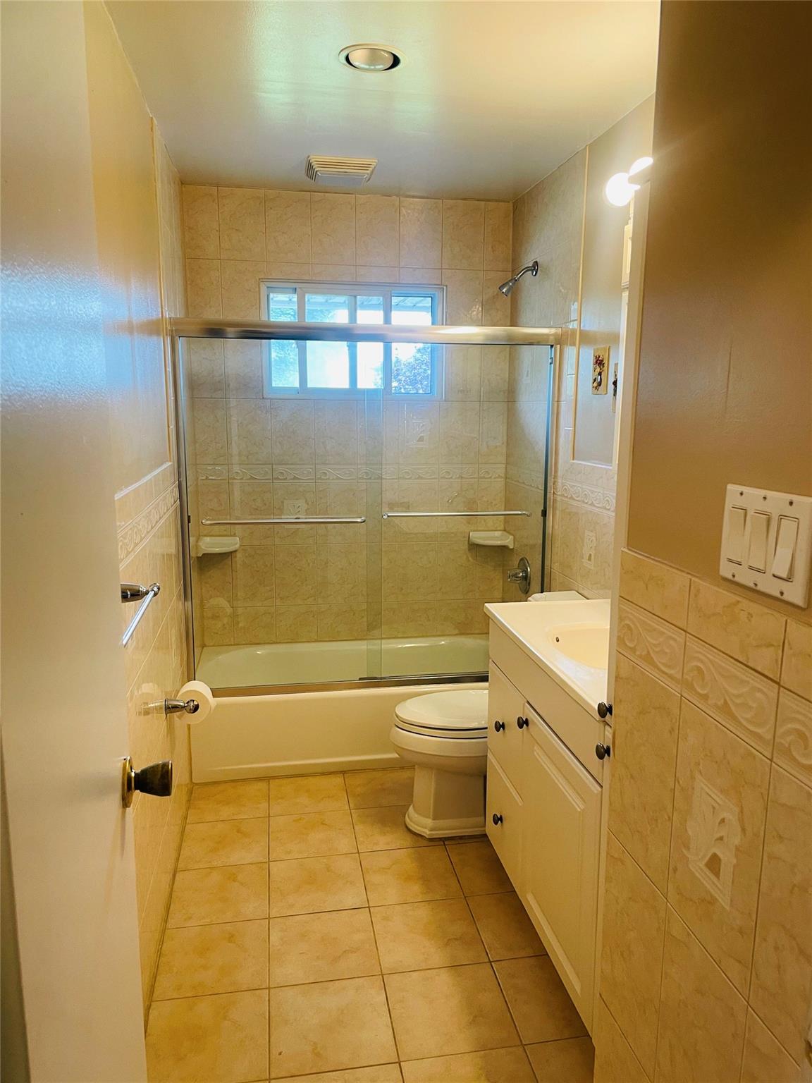 170 11th Street Property Photo 12