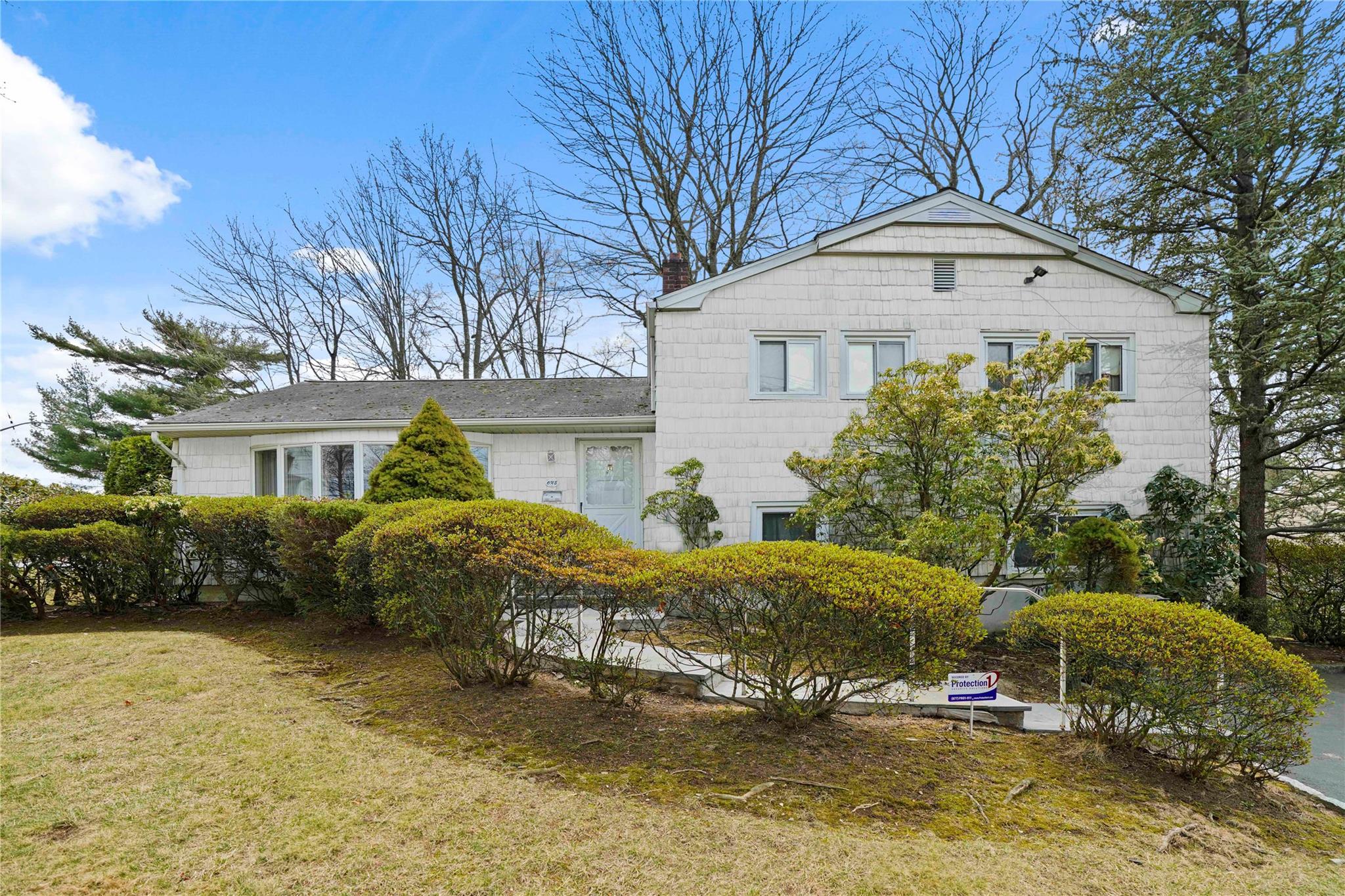 1 Arden Drive Property Photo