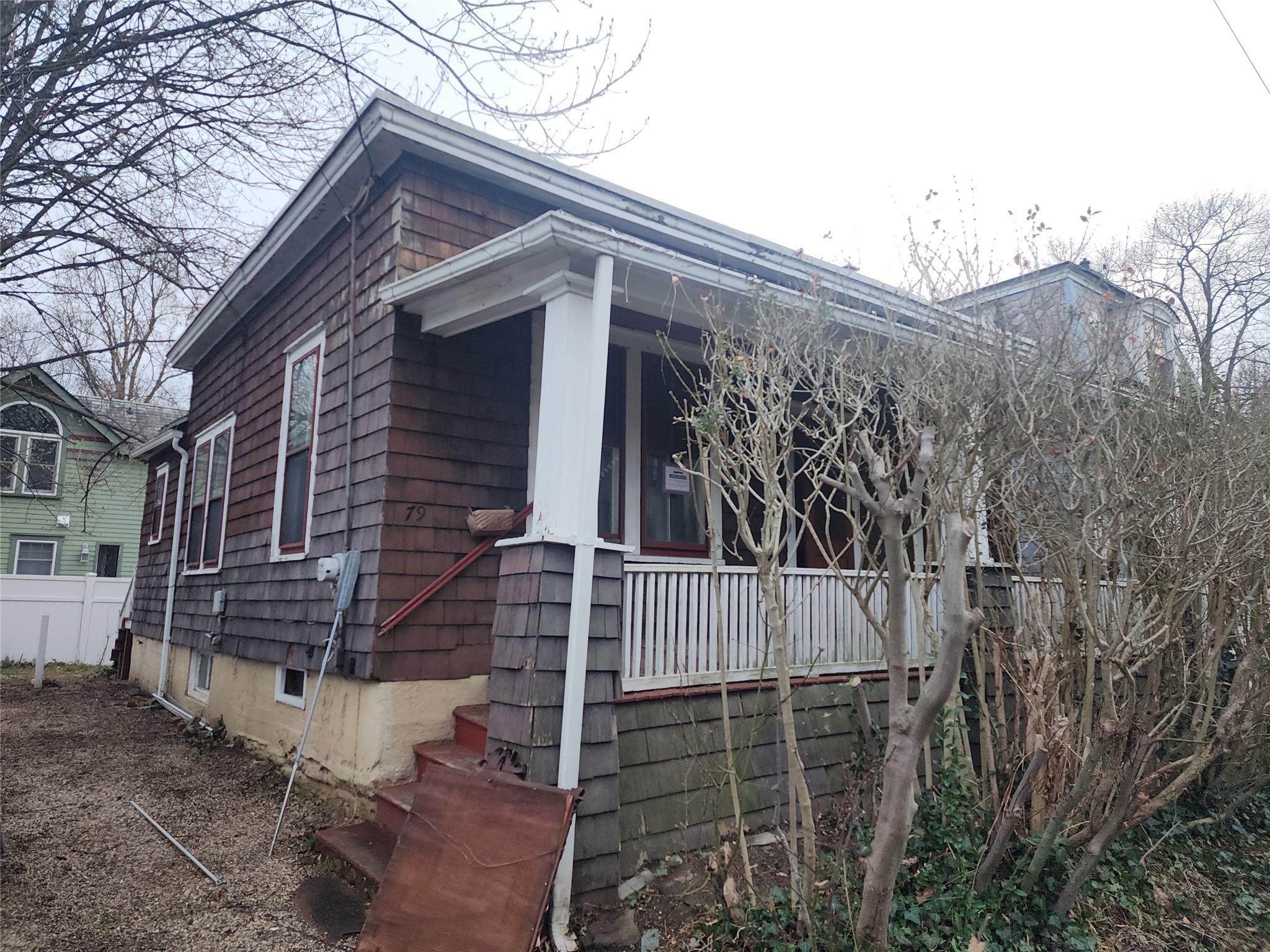 79 15th Ave Property Photo