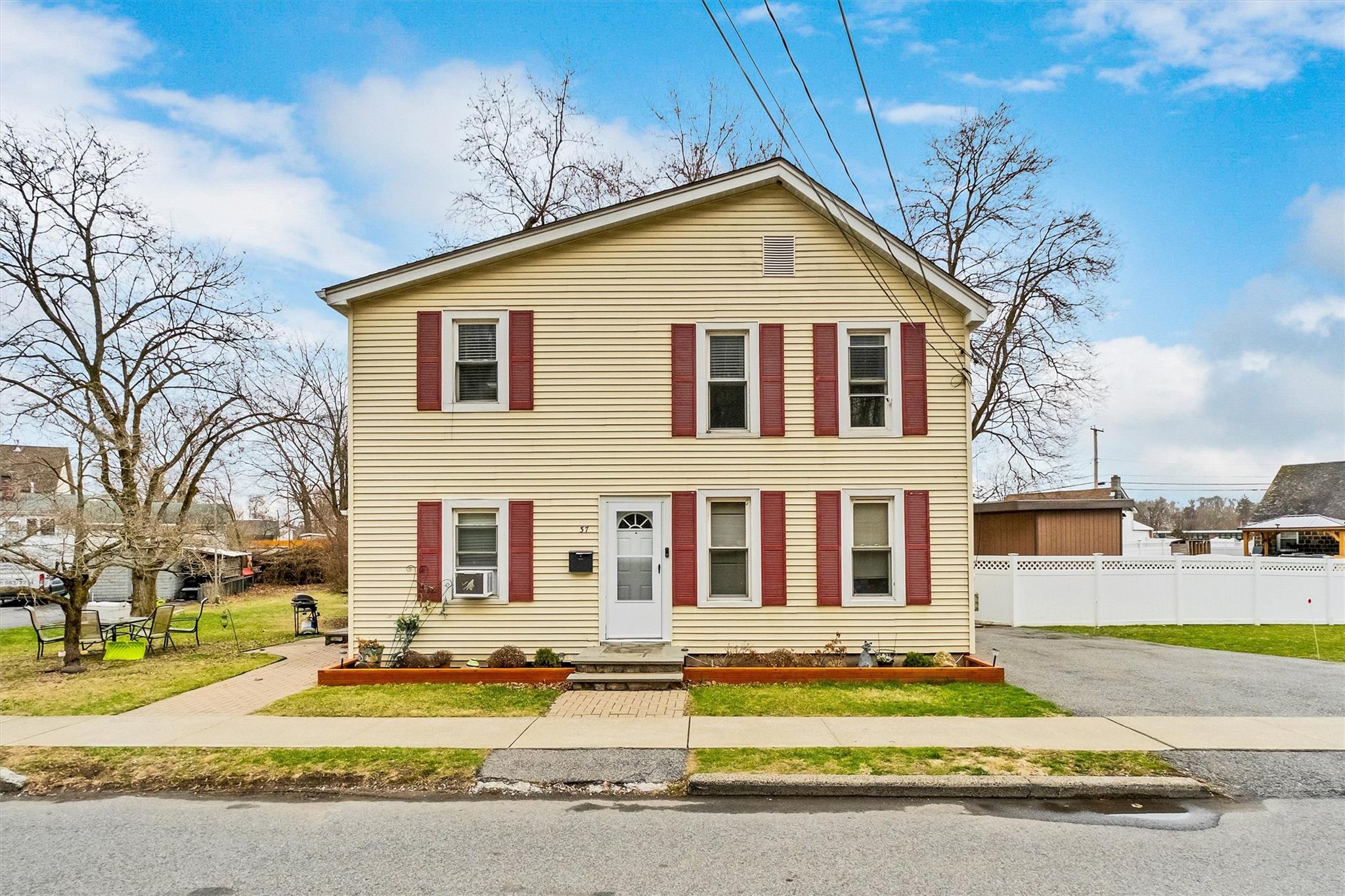 37 Nelson Avenue 2 Property Photo