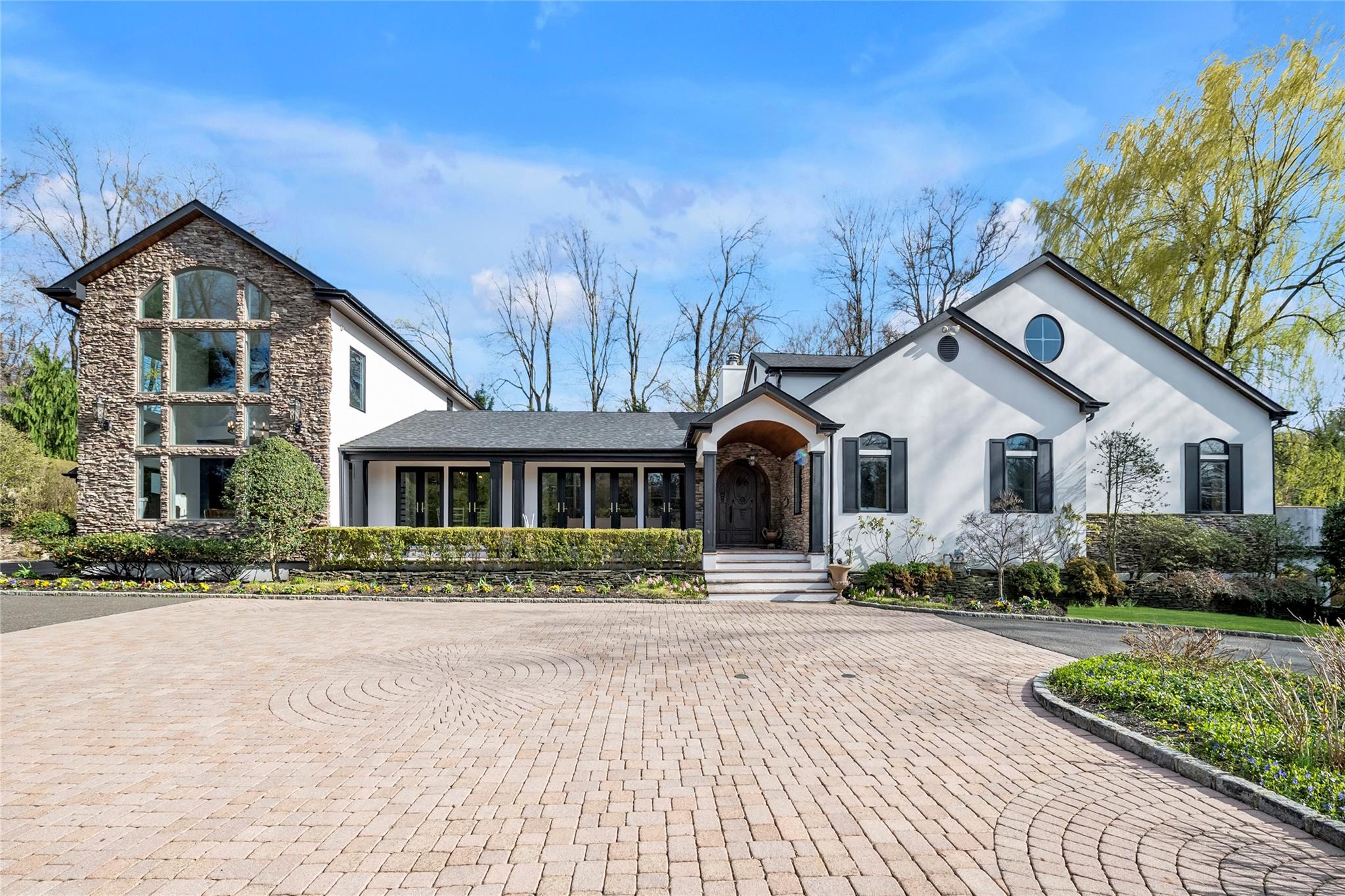 64 Barkers Point Road Property Photo