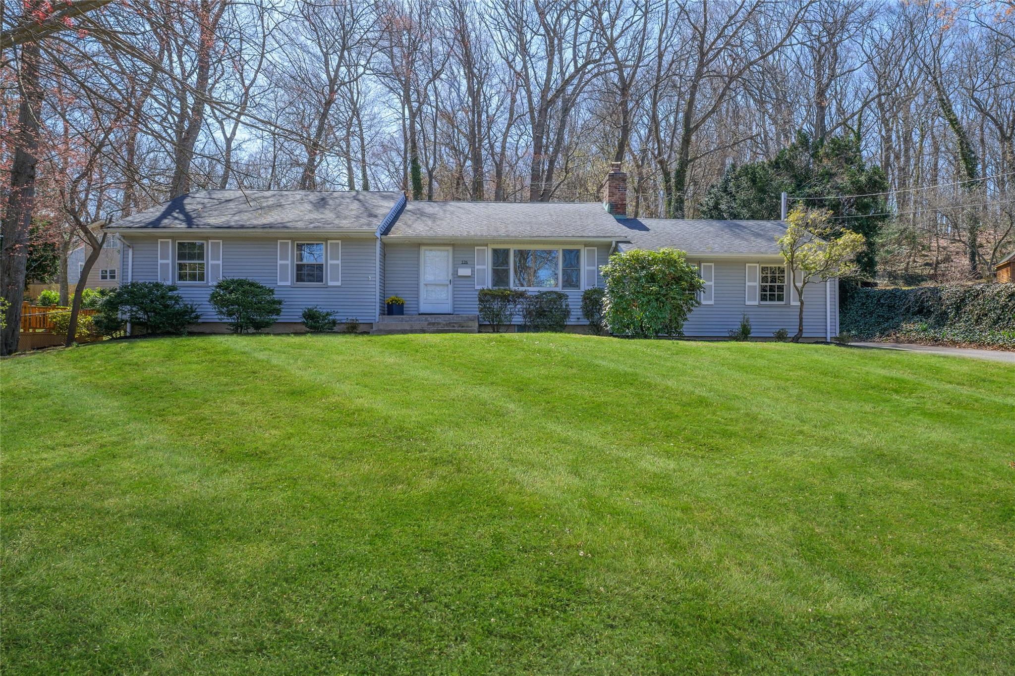 126 Bayville Avenue Property Photo