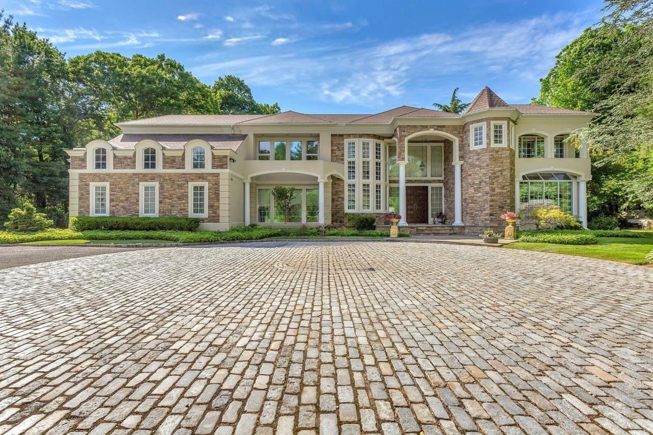 55 Coves Run Property Photo
