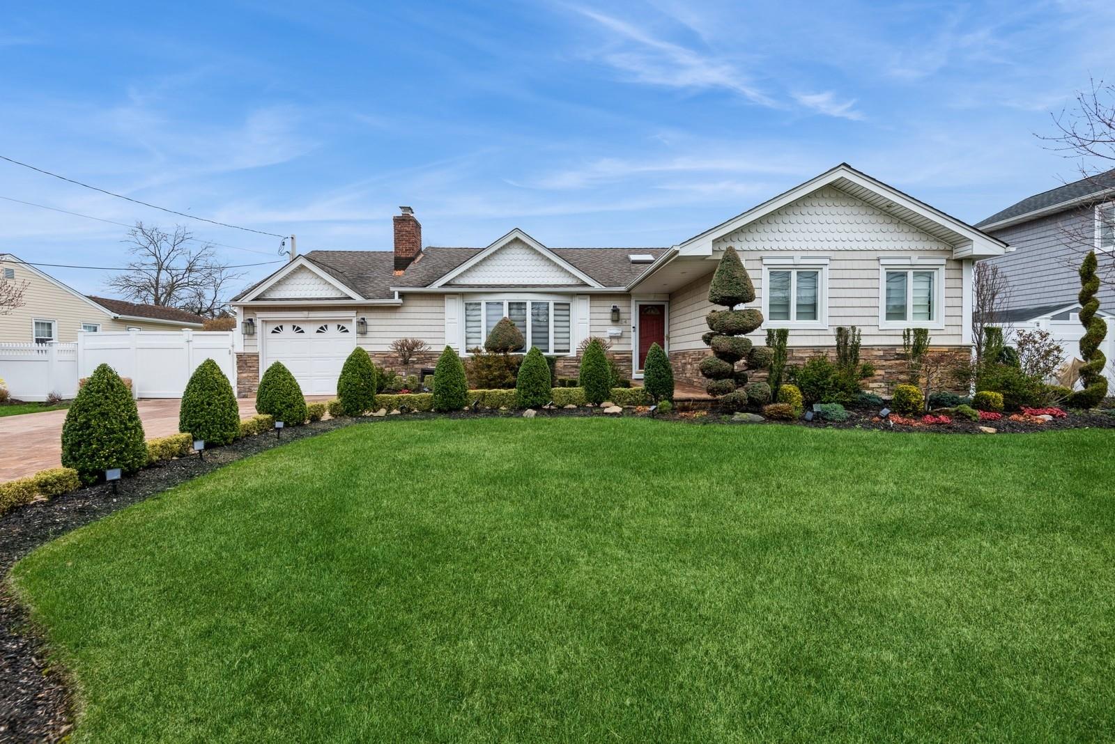 14 Waterview Avenue Property Photo