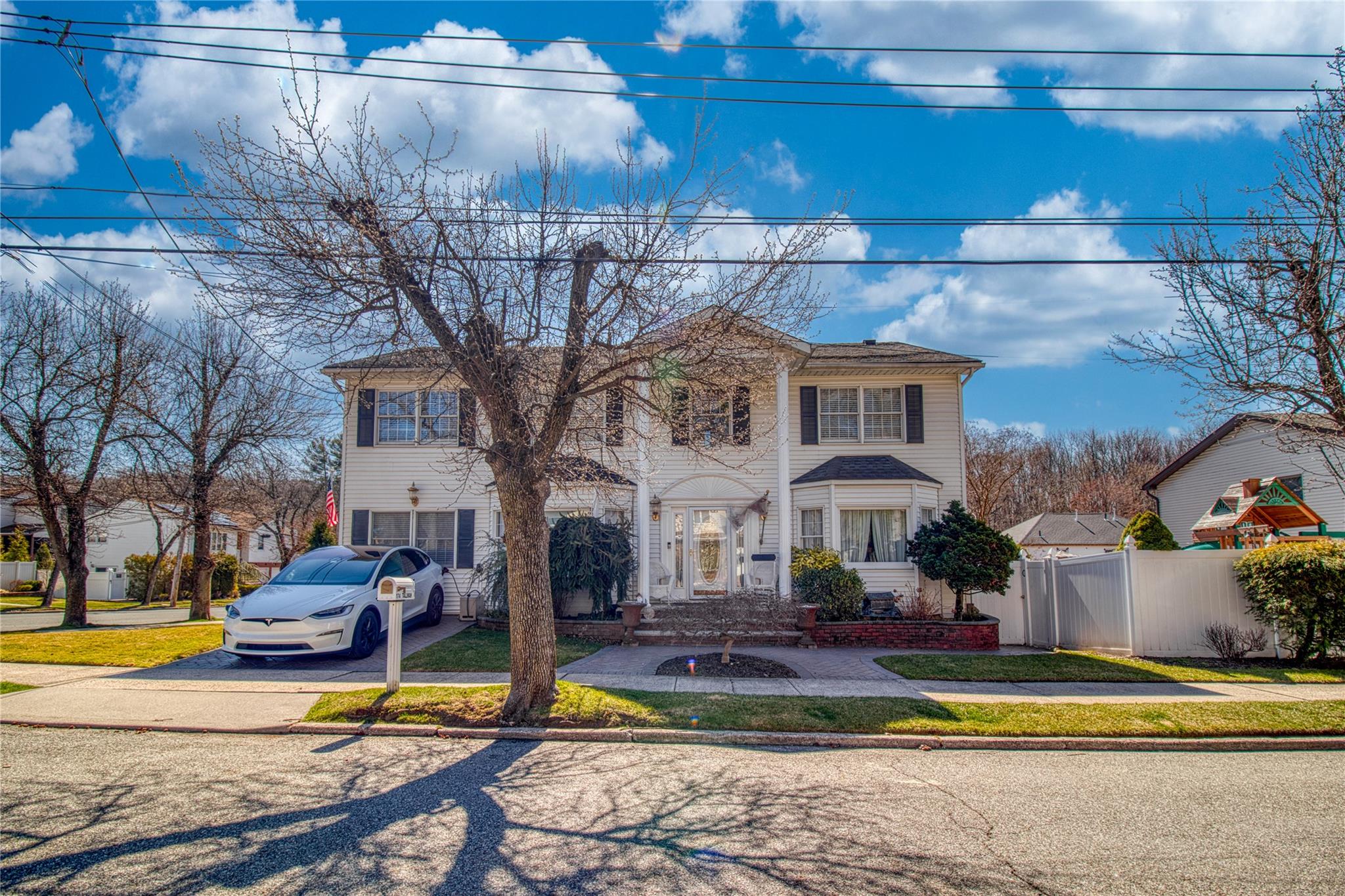 10312 Real Estate Listings Main Image