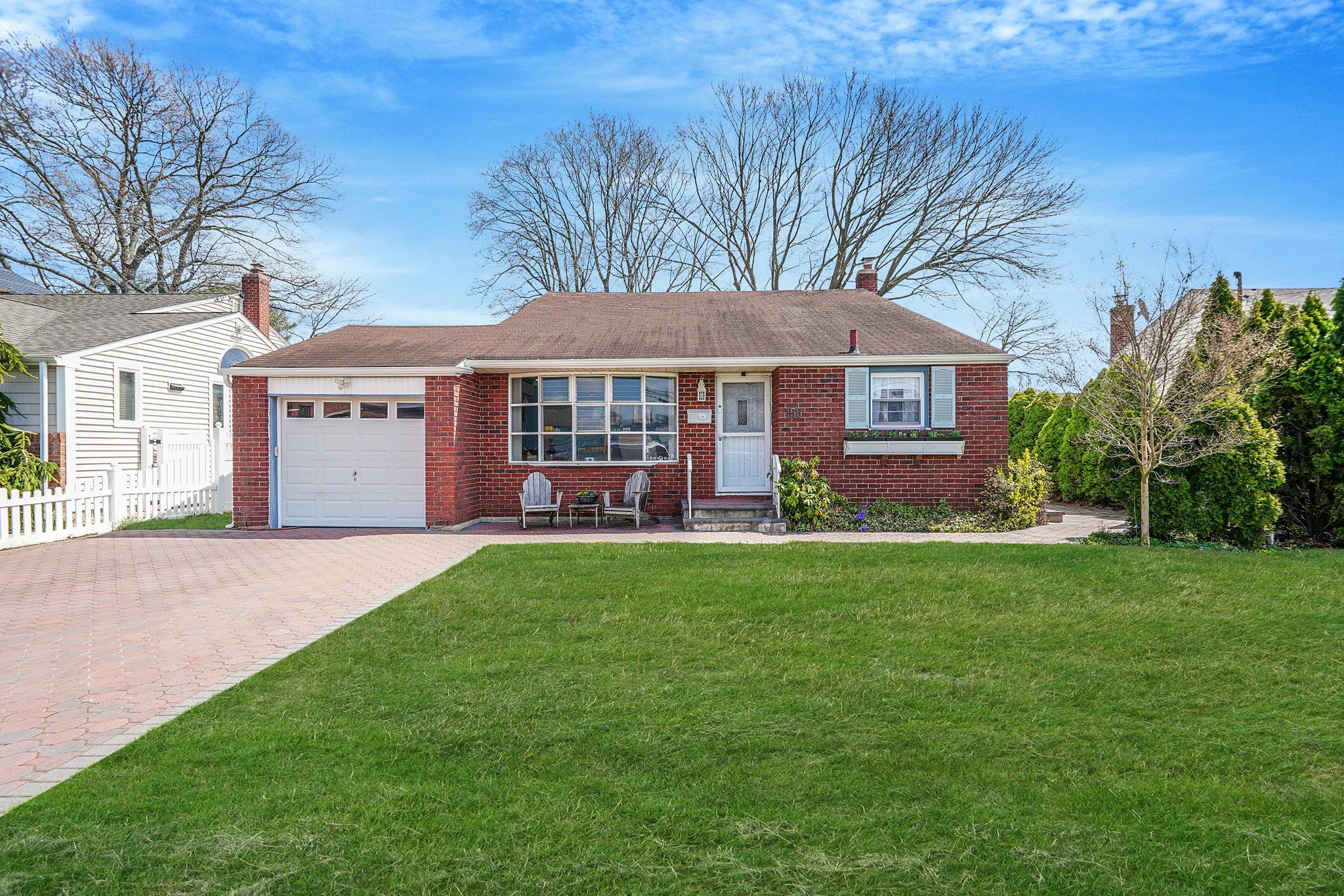 159 Eastlake Avenue Property Photo