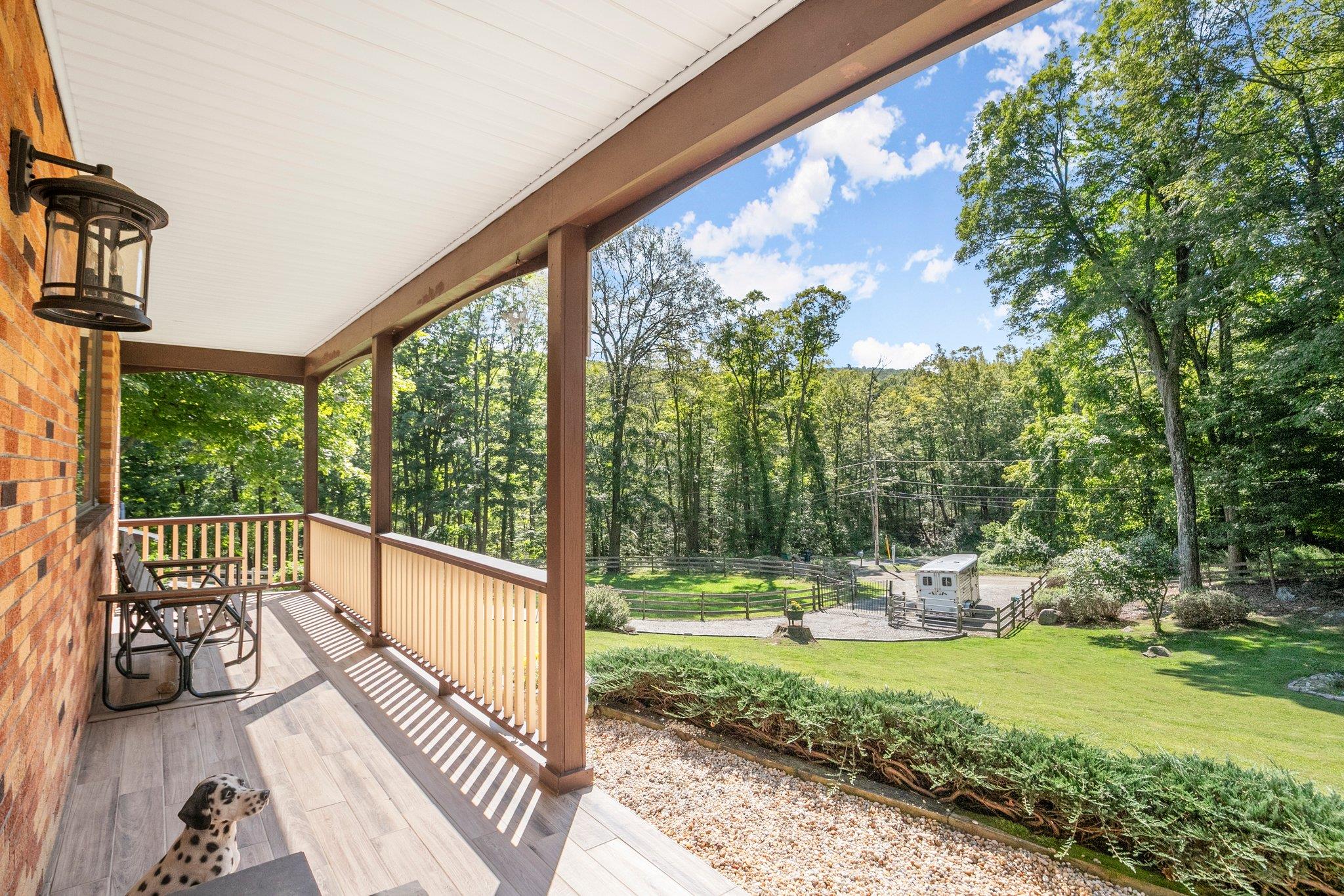 1080 E Mountain Road Property Photo 7