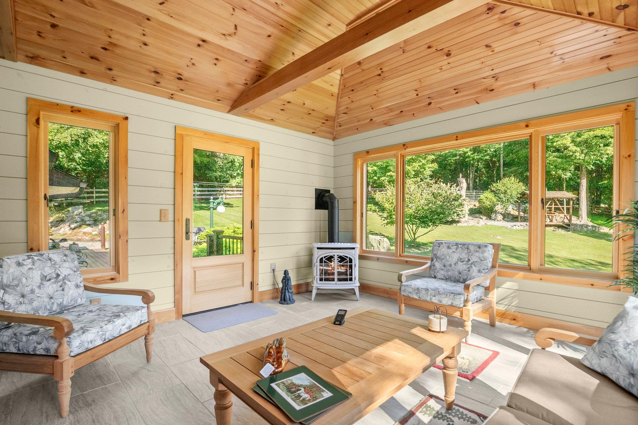 1080 E Mountain Road Property Photo 15