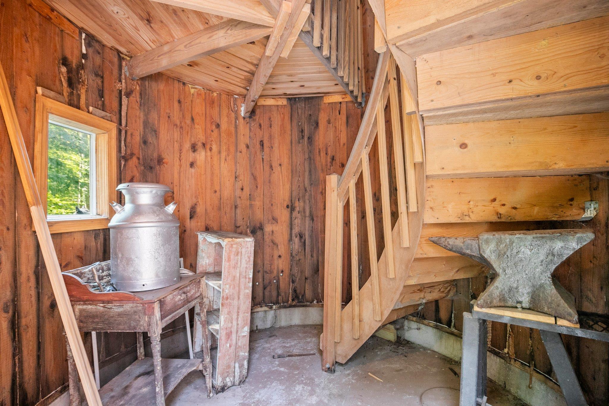 1080 E Mountain Road Property Photo 46