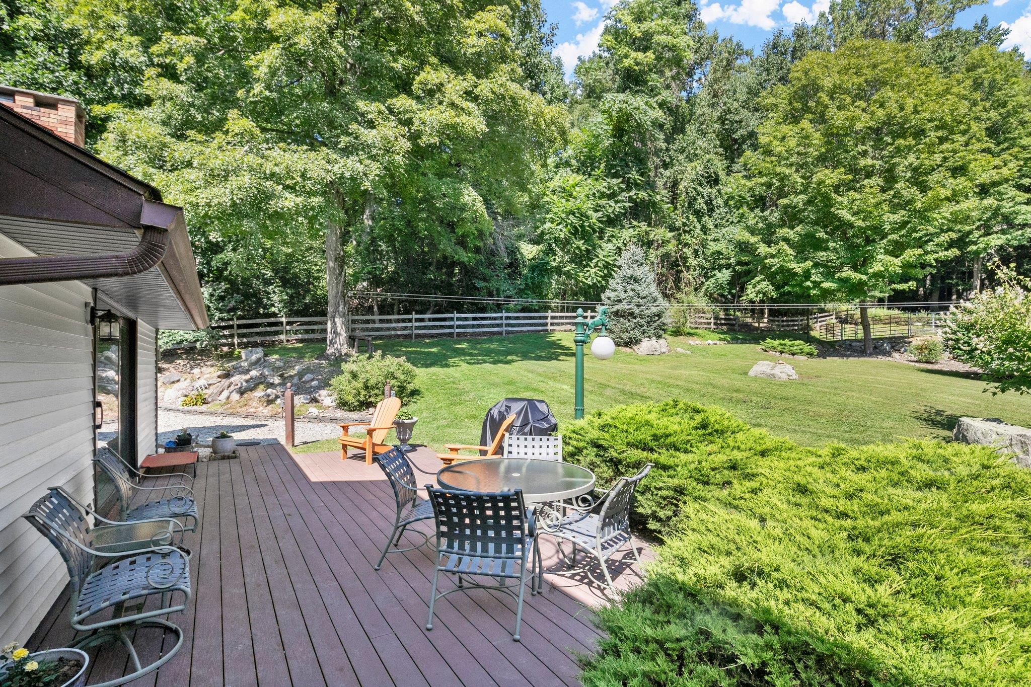1080 E Mountain Road Property Photo 48