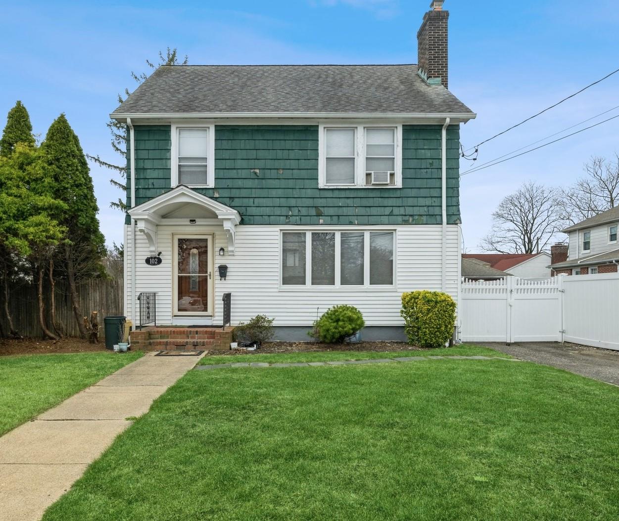 102 East Street Property Photo