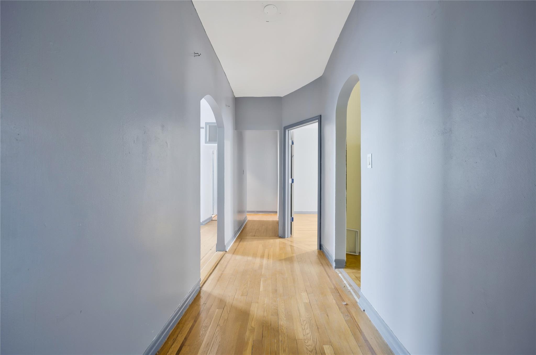 2922 Barnes Avenue 3a Property Photo