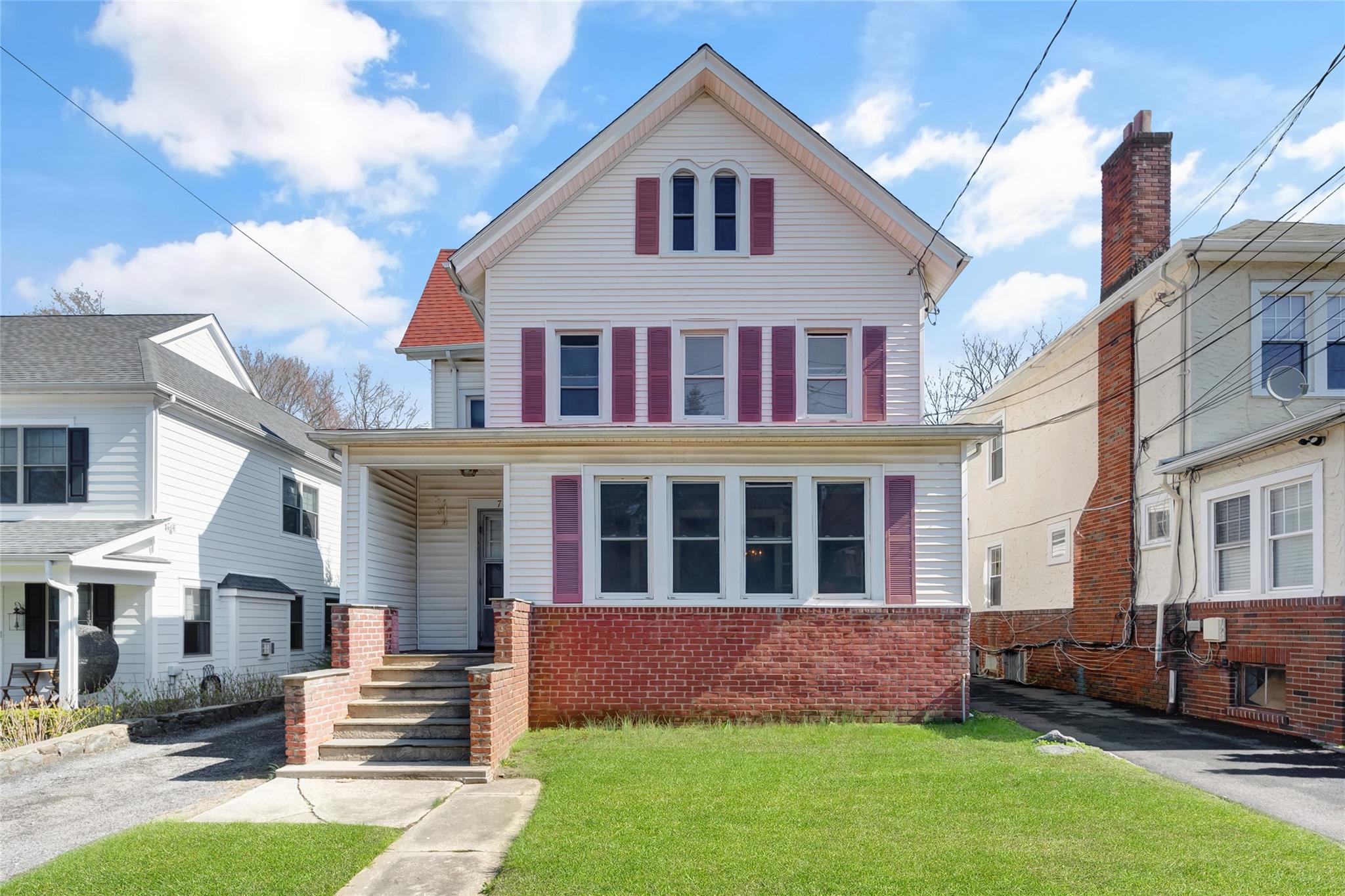 72 Orchard Avenue Property Photo