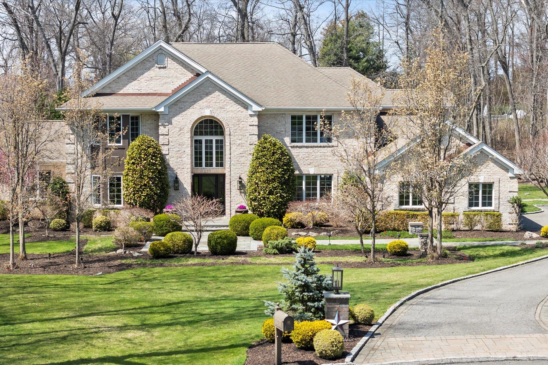3 Martingale Gate Property Photo