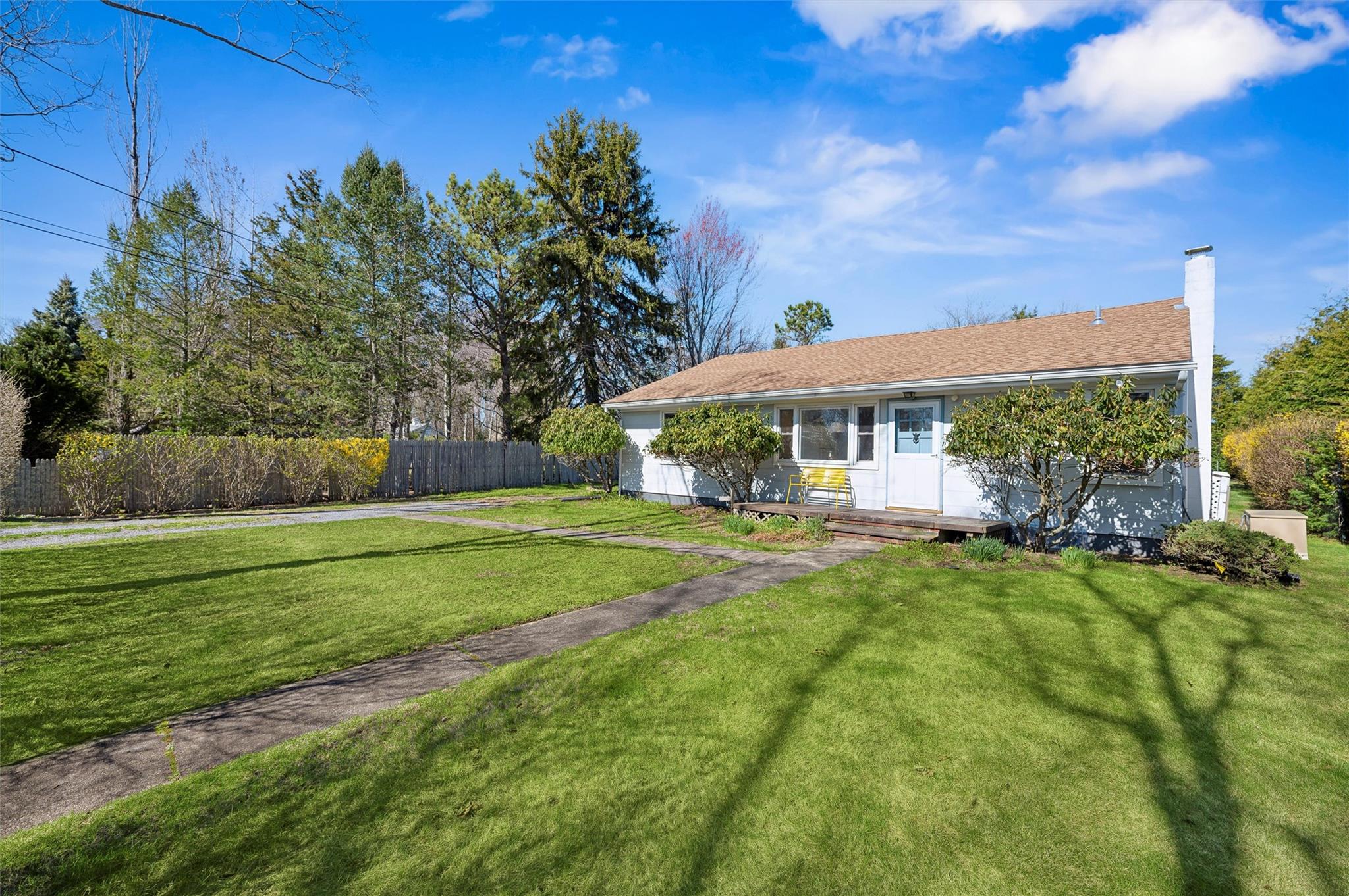 1055 Shipyard Ln Property Photo