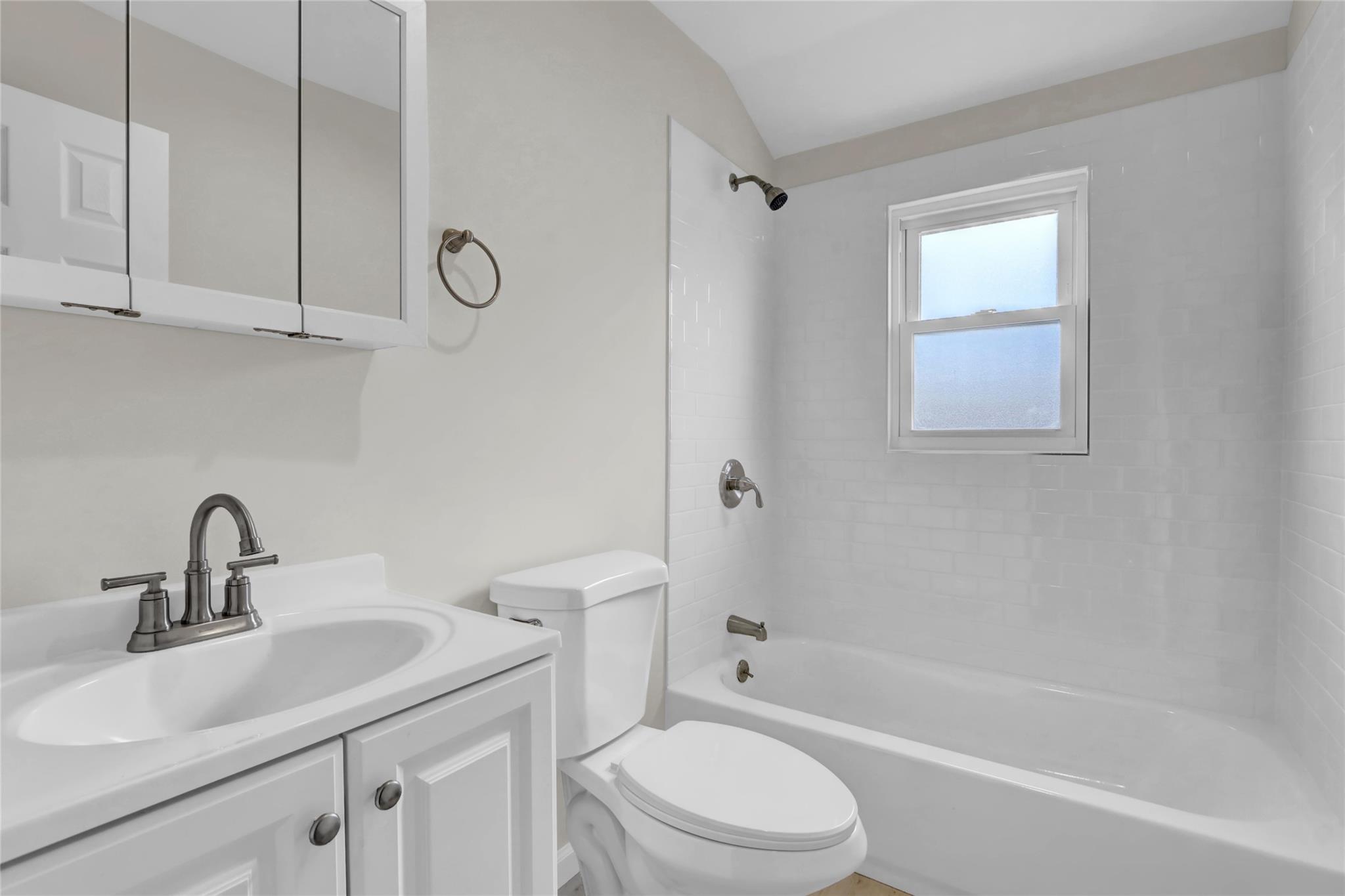 120-15 196th Street Property Photo 17