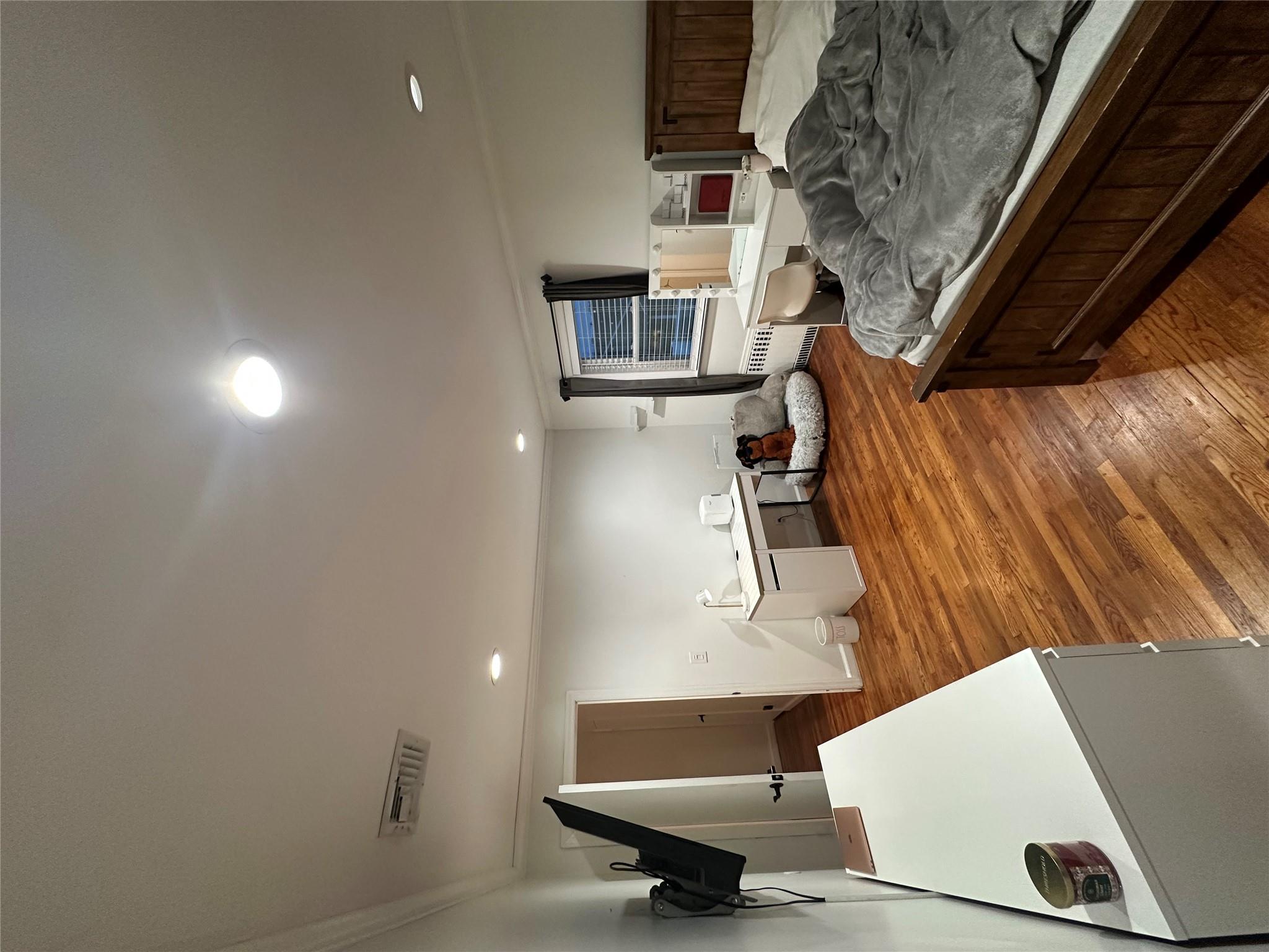 121 W Seaman Avenue Property Photo 28