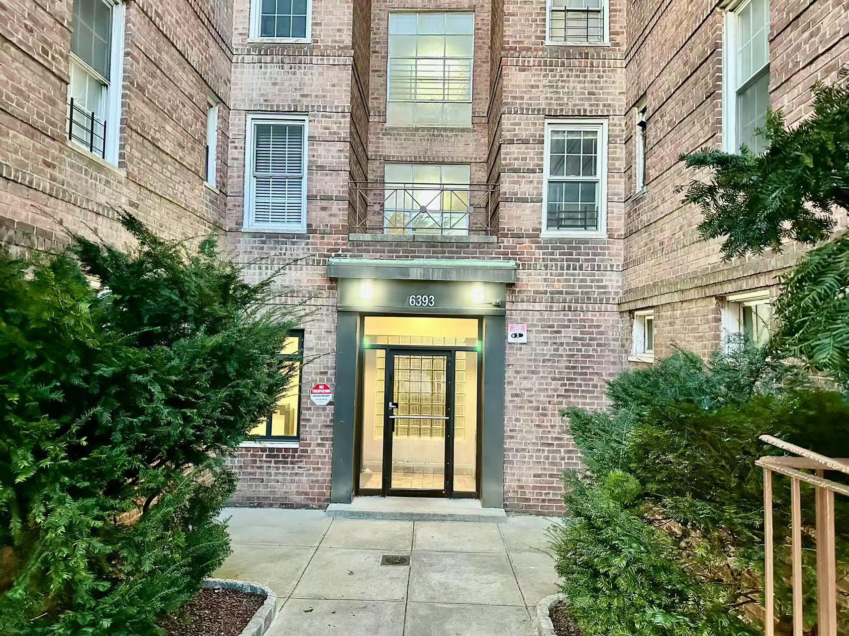 63-93 Woodheaven Boulevard 2d3 Property Photo