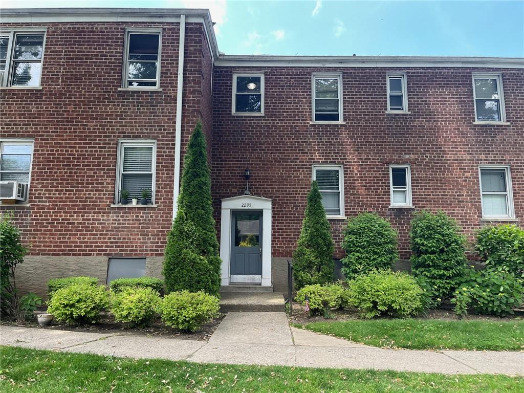 2295 Palmer Ave Property Photo