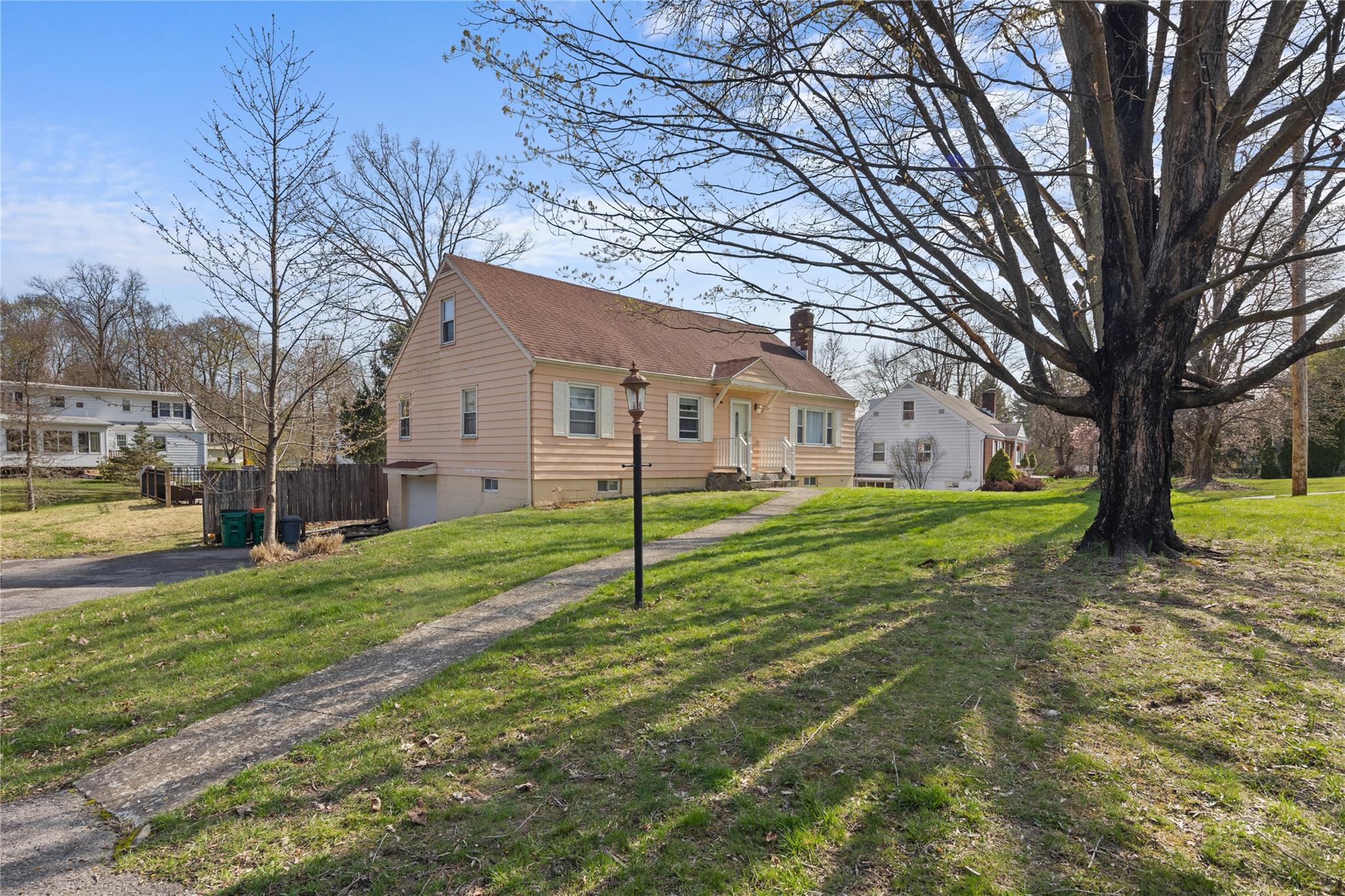 231 Wilbur Boulevard Property Photo 1