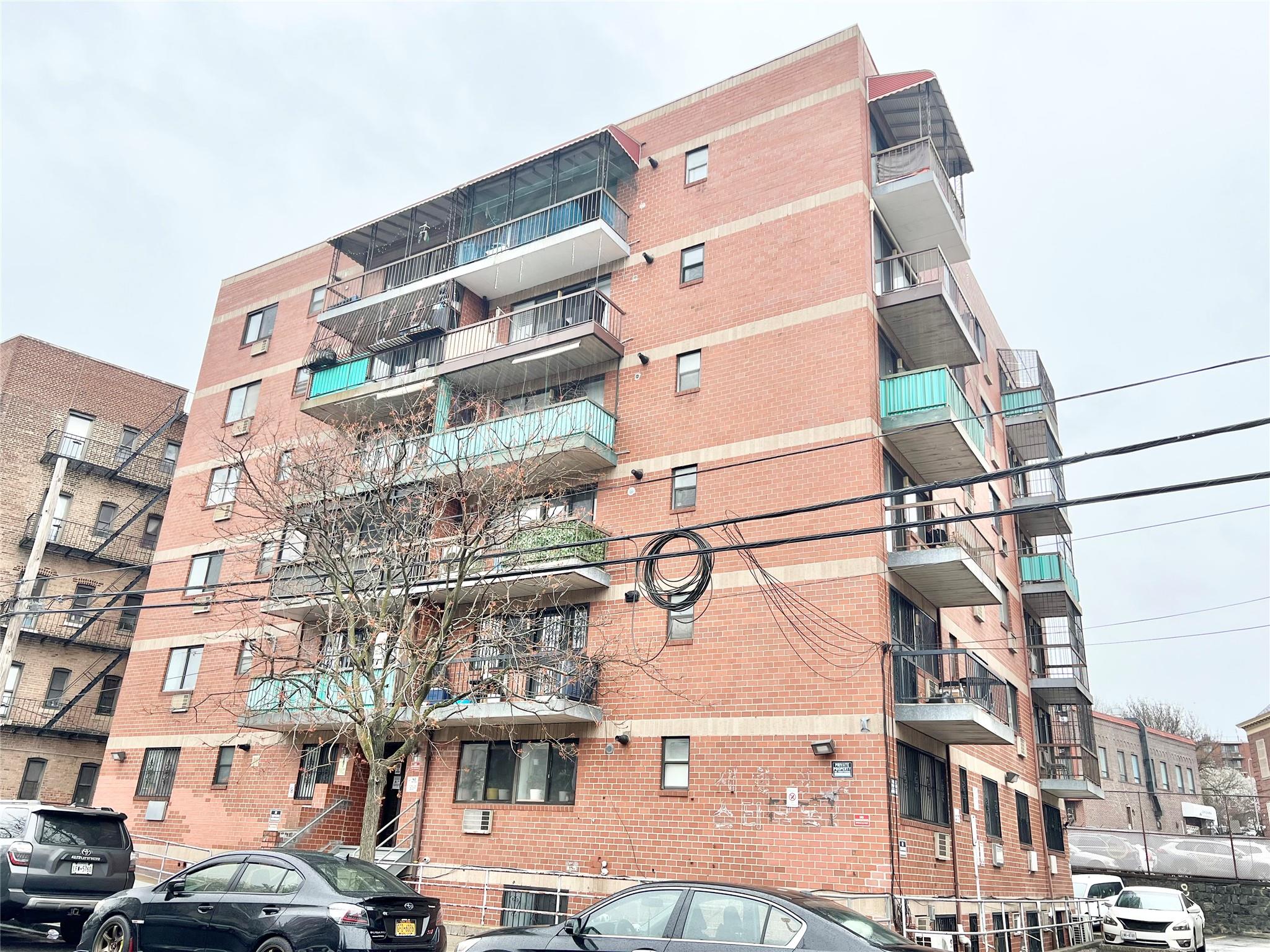 Robert F Wagner Jr Secondary Sch Real Estate Listings Main Image
