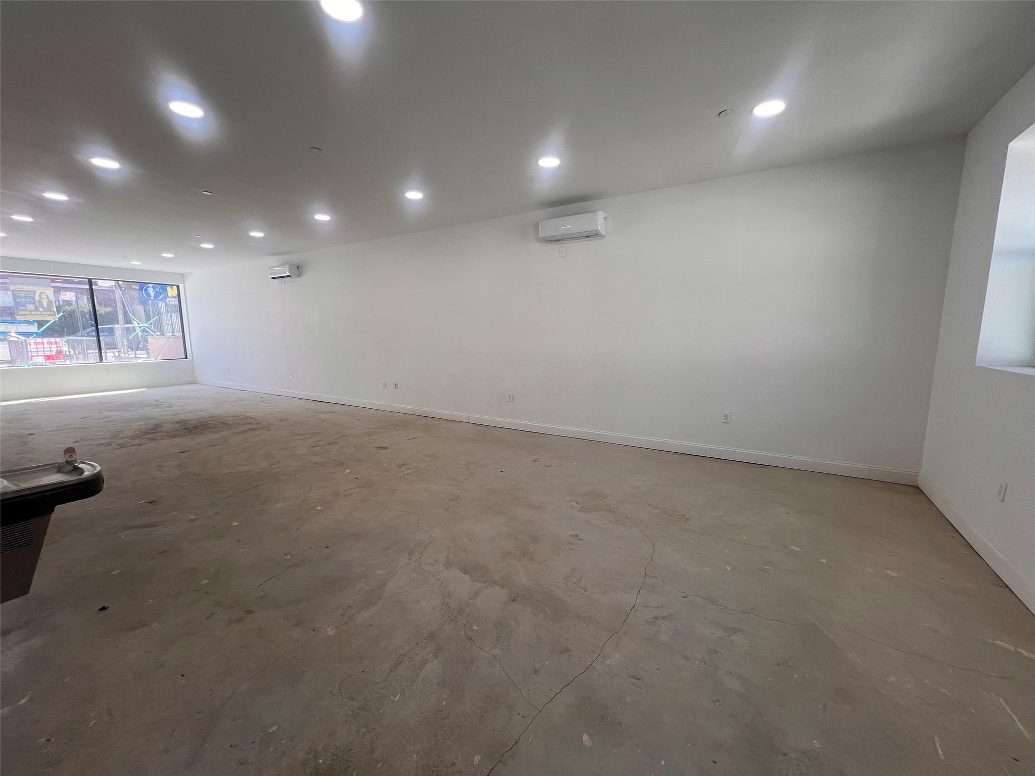 43-10 162 Street 1fl Property Photo 3