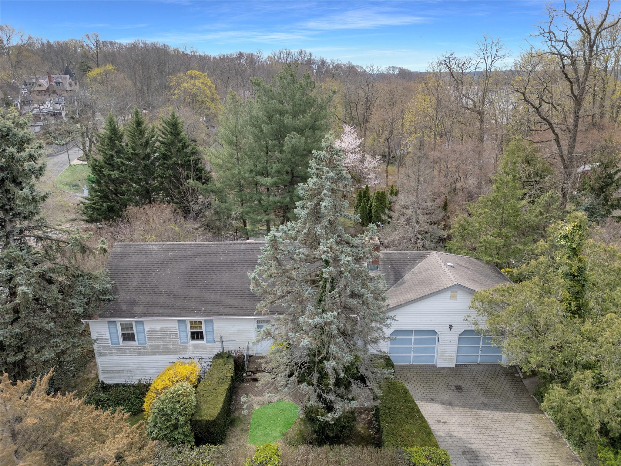 North Shore Senior High School Real Estate Listings Main Image