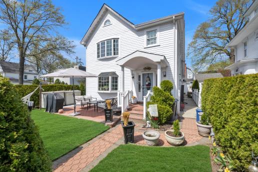 199 Tulip Avenue Property Photo