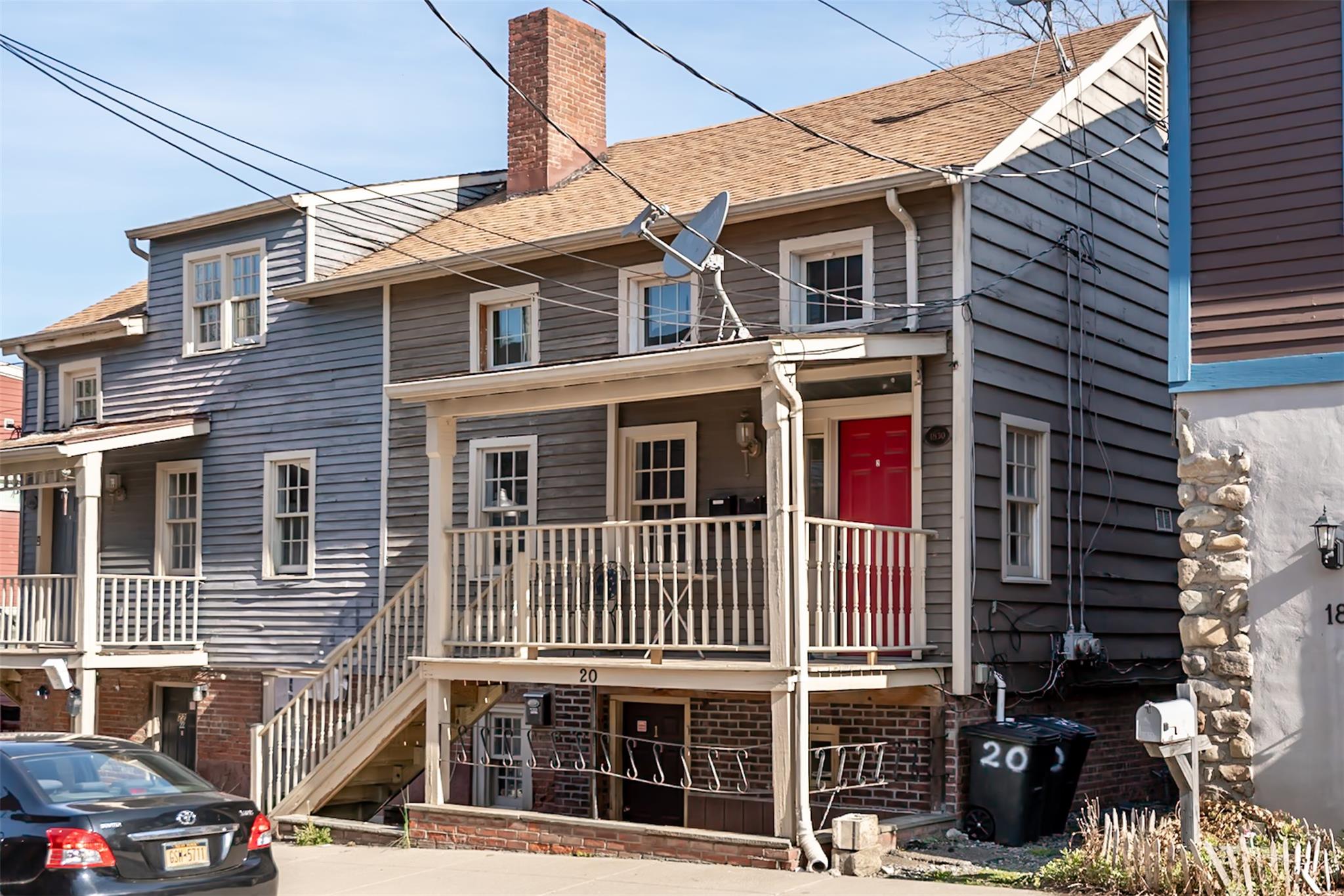 20 E Parmenter Street Property Photo 1