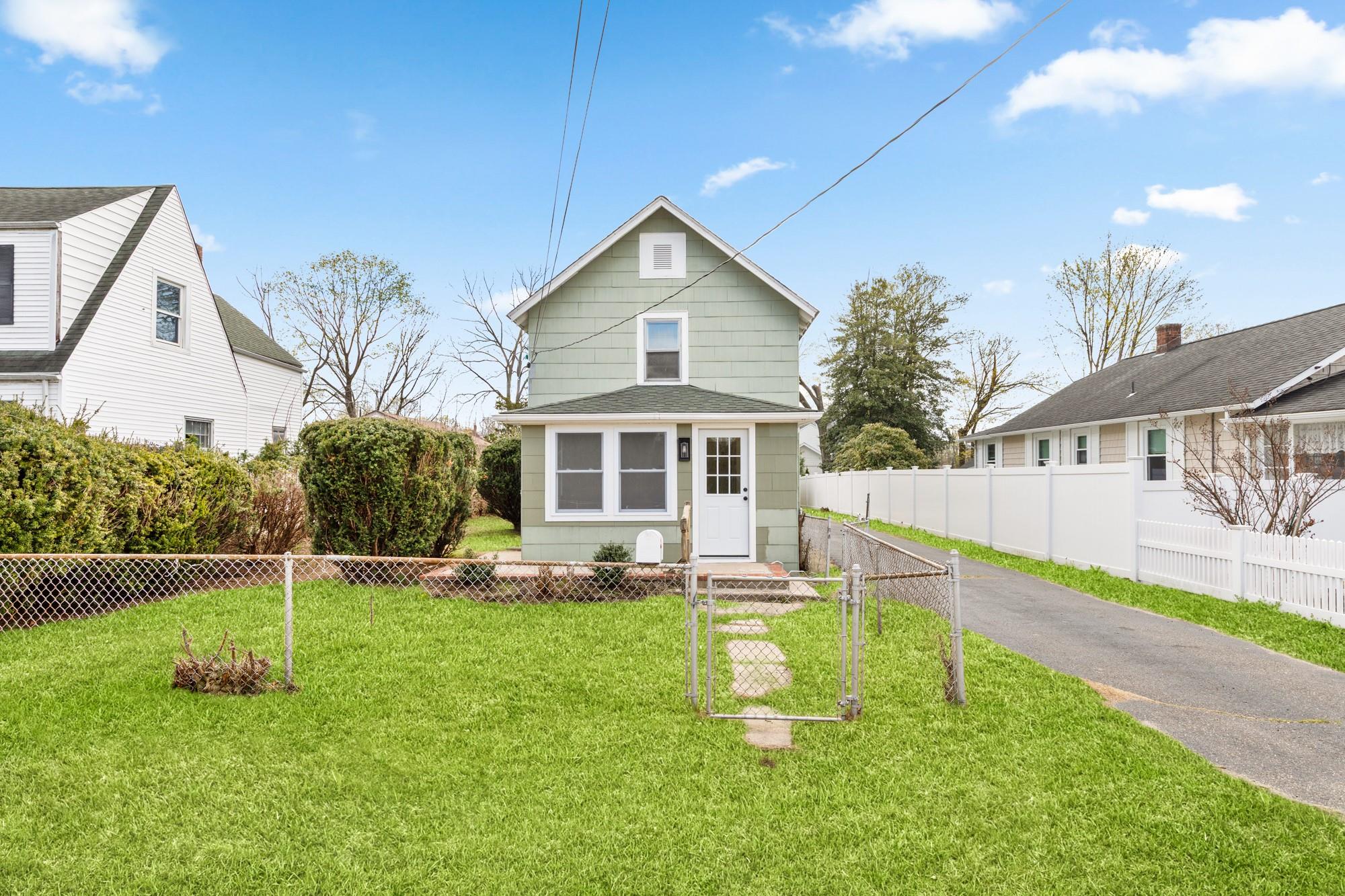 26 Dawson Avenue Property Photo
