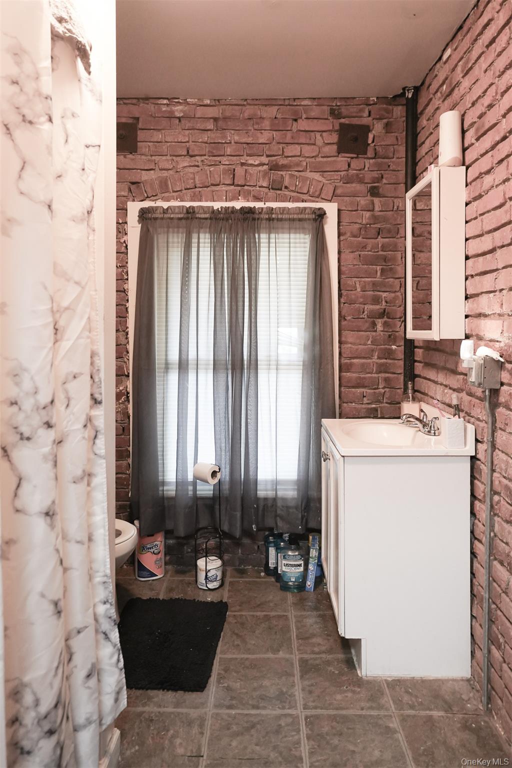 138 S Clark Street Property Photo 38