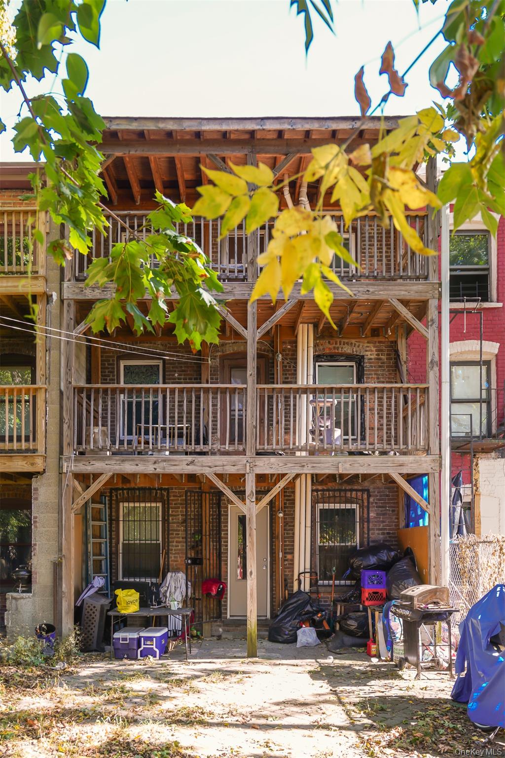 138 S Clark Street Property Photo 41
