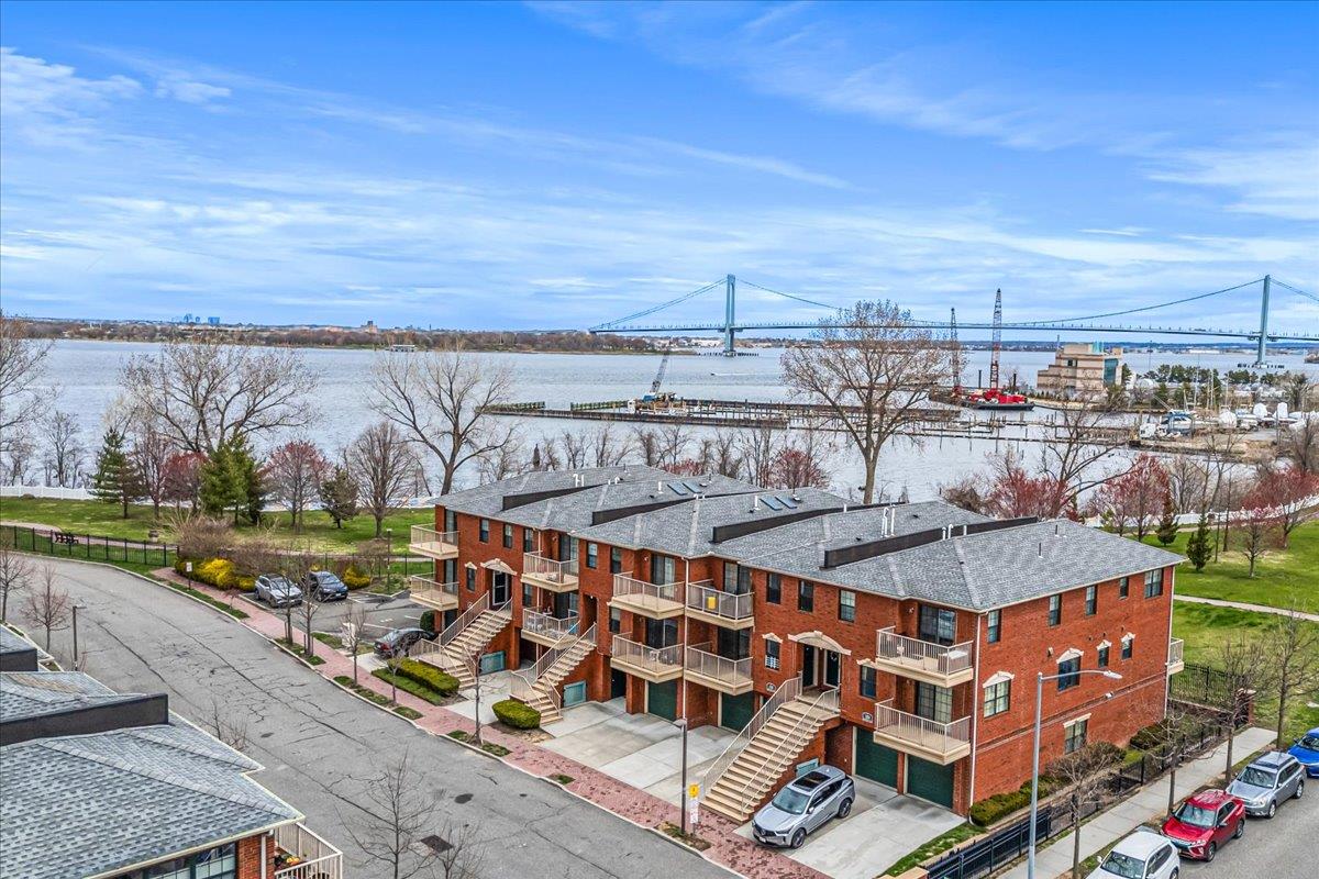 2-21 Constitution Place A Property Photo