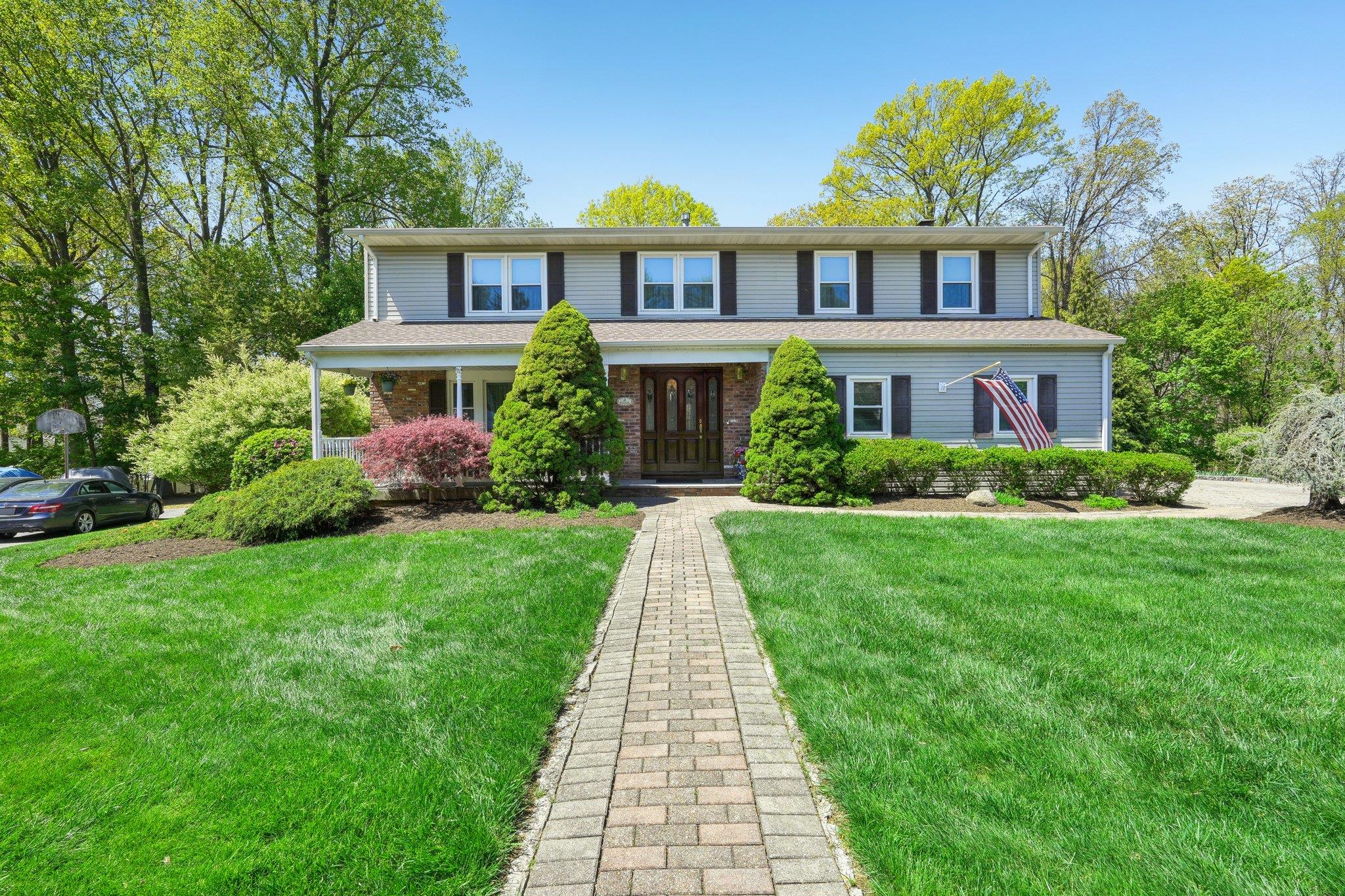 49 Minuteman Circle Property Photo