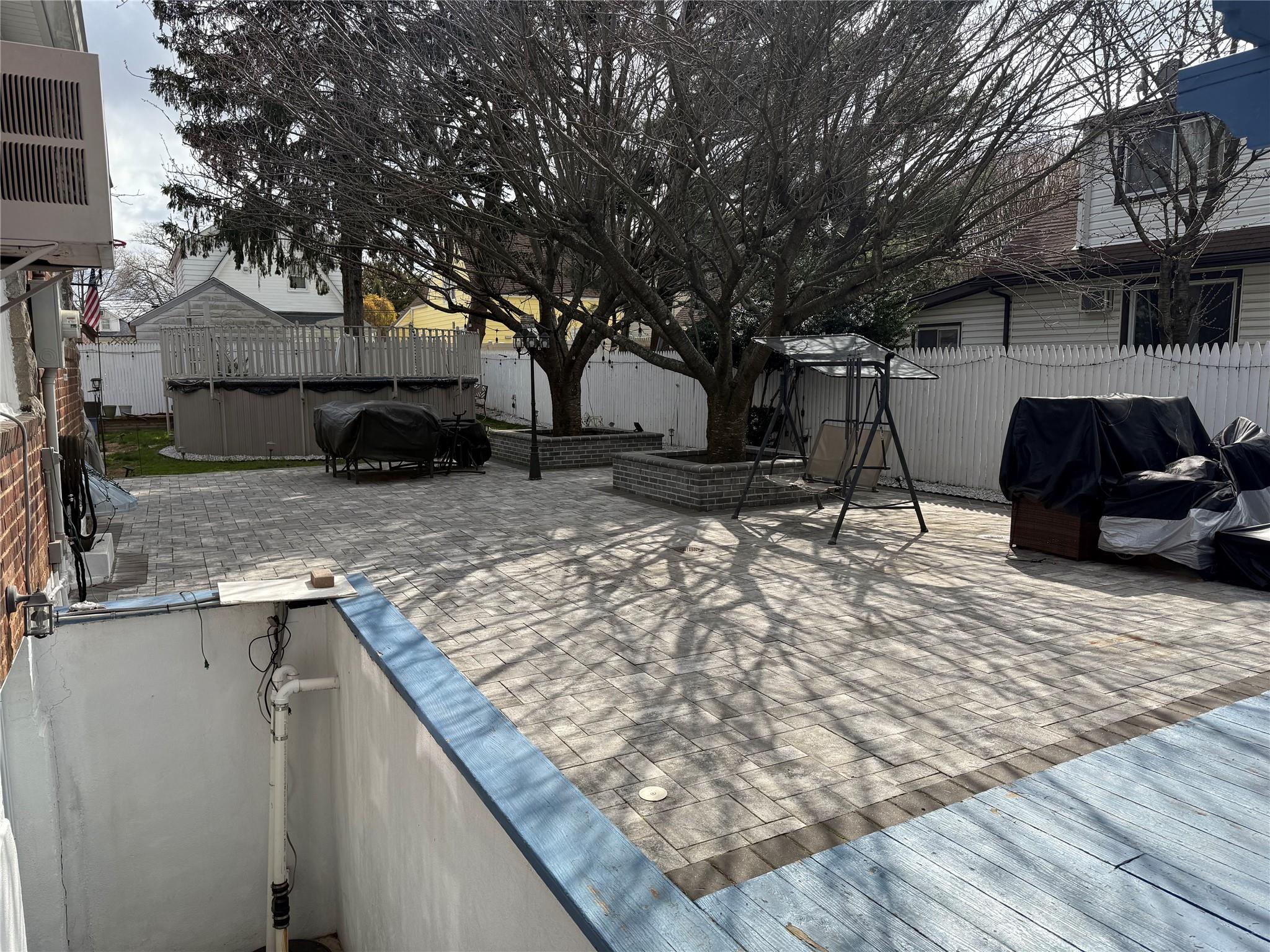 1905 Bryant Place Property Photo 24