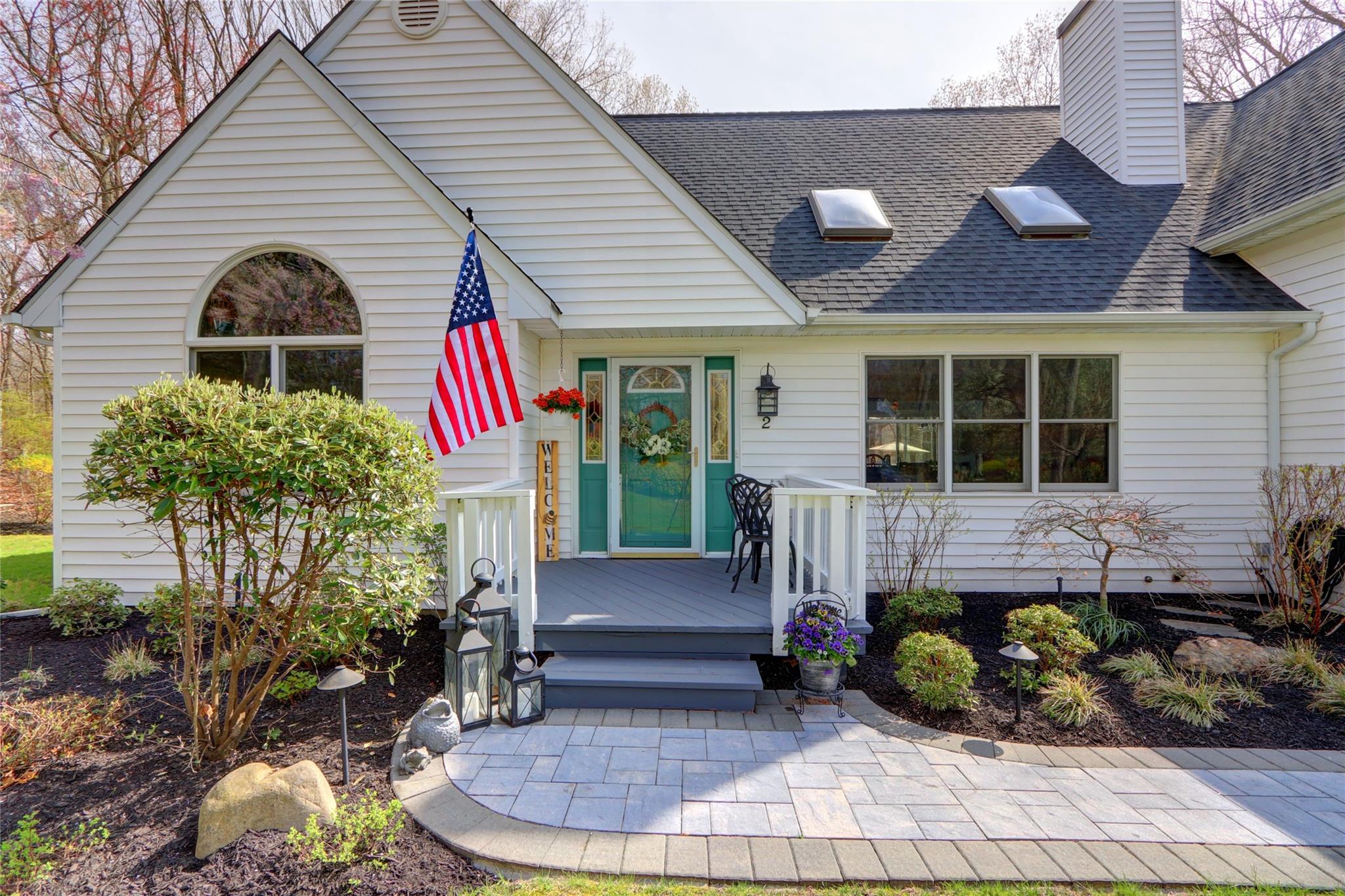 2 Cathedral Court Property Photo