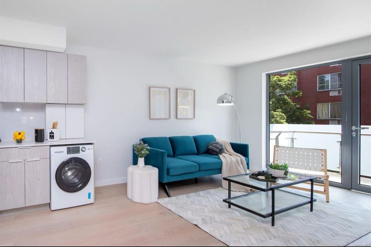 136-80 41st Avenue 3e Property Photo