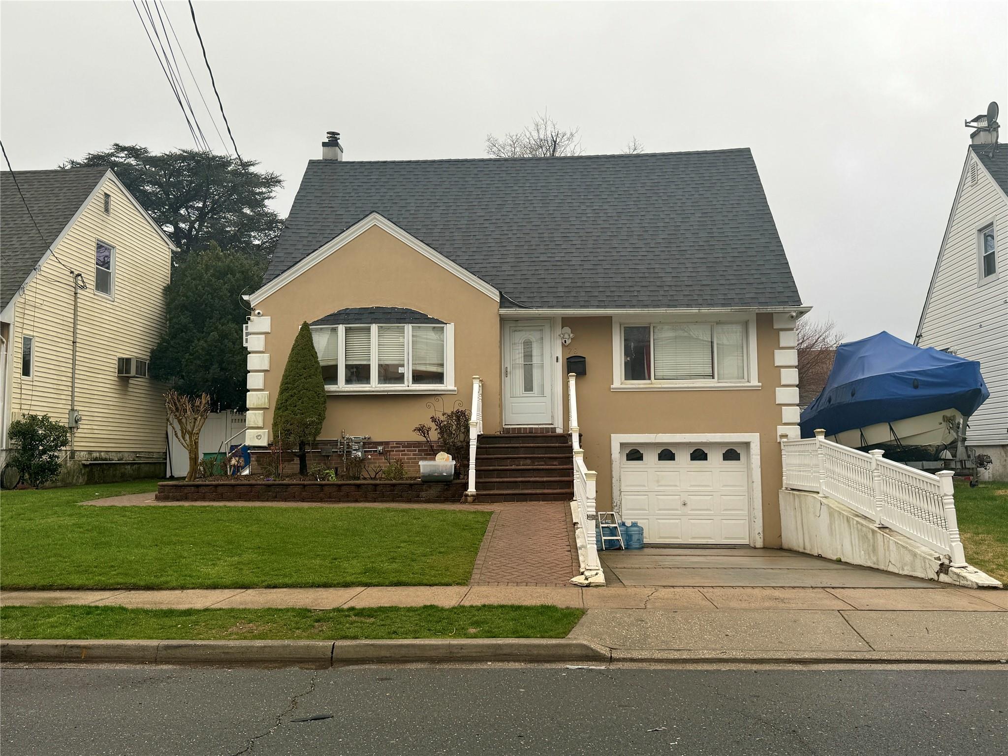 78 St Marks Ave Property Photo