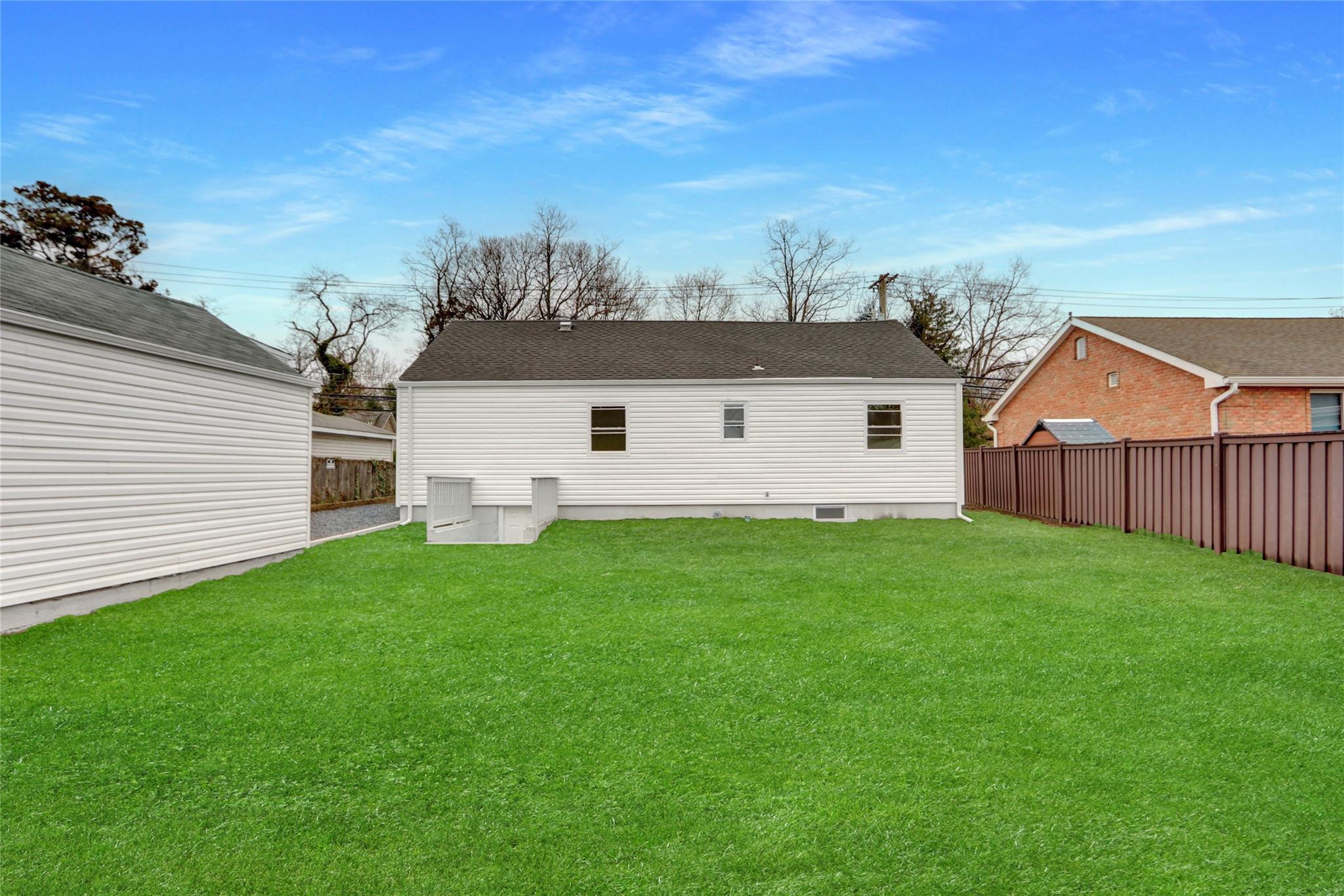 273 Lenox Road Property Photo 16