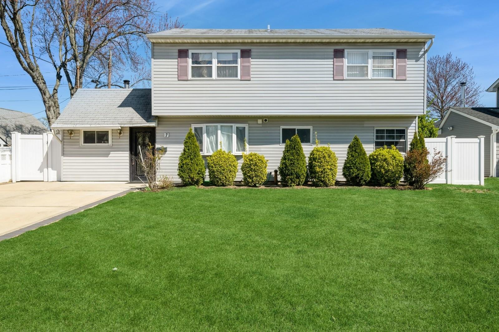 7 Bunker Lane Property Photo